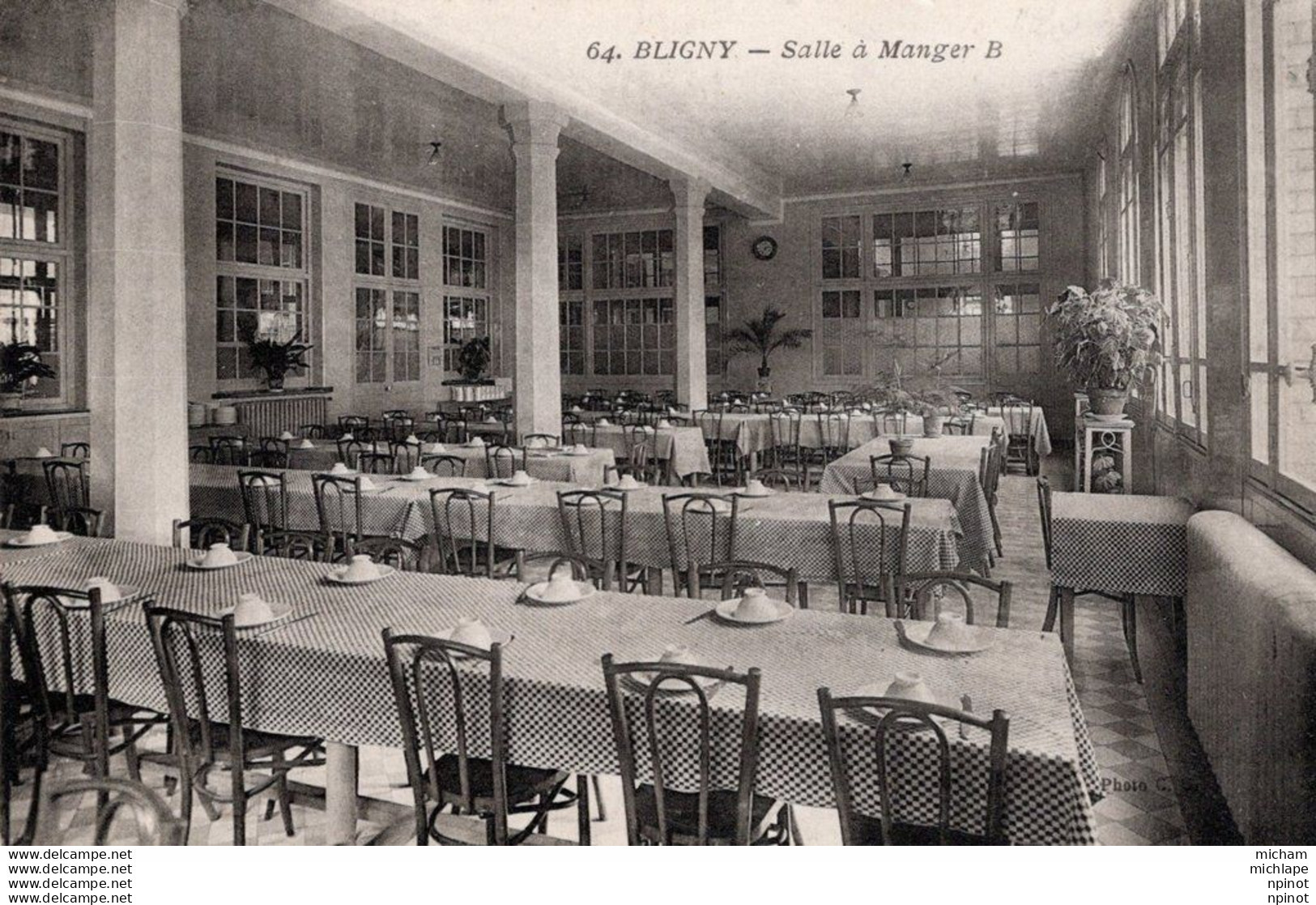 C P A - 45 - BLIGNY - Salle  A Manger - Other & Unclassified