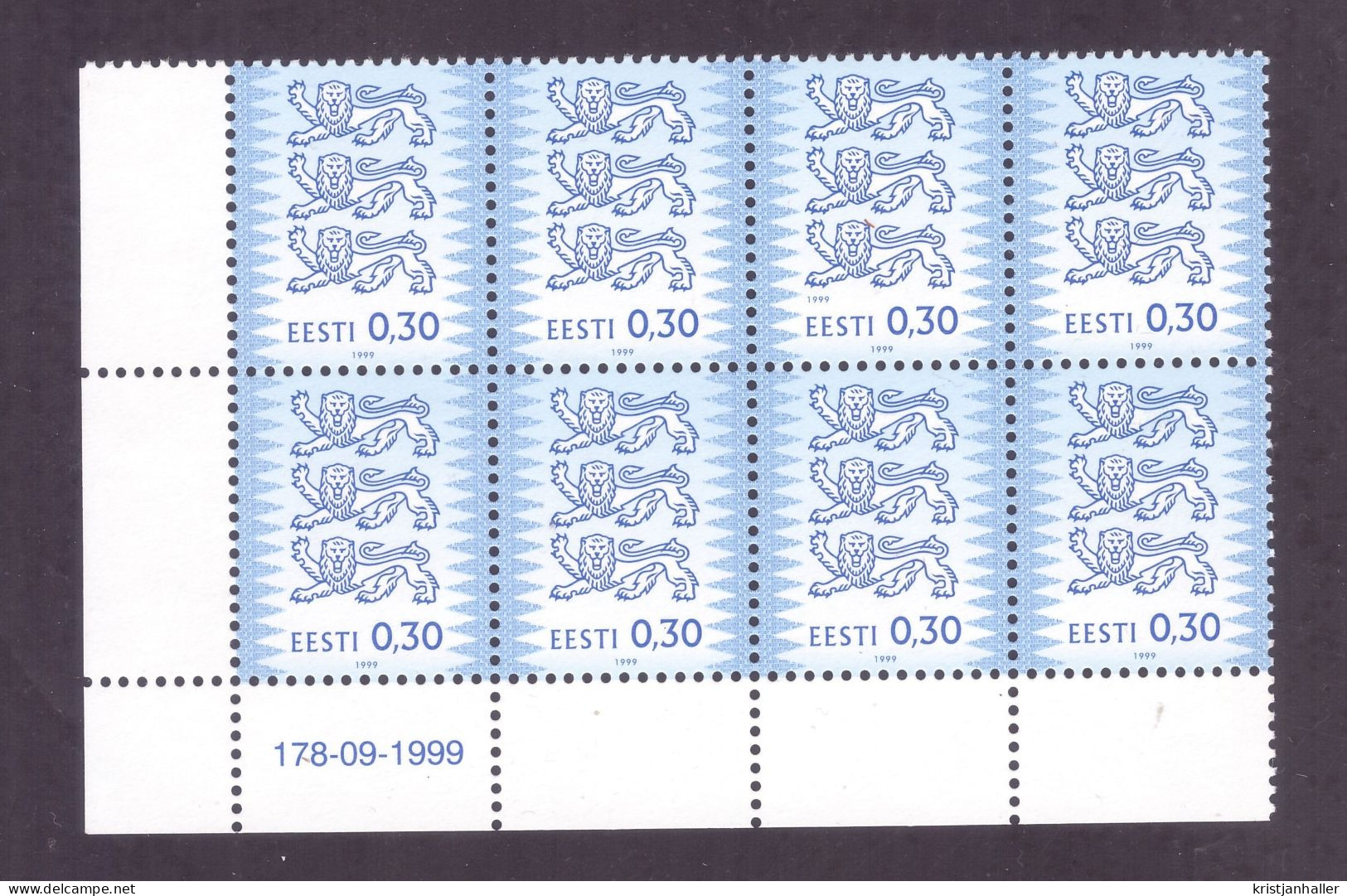 Estonia:Unused 8 Corner Stamps Coat Of Arms 0.30 ERROR!, Two Year Numbers On One Stamp,1999, MNH - Estonia