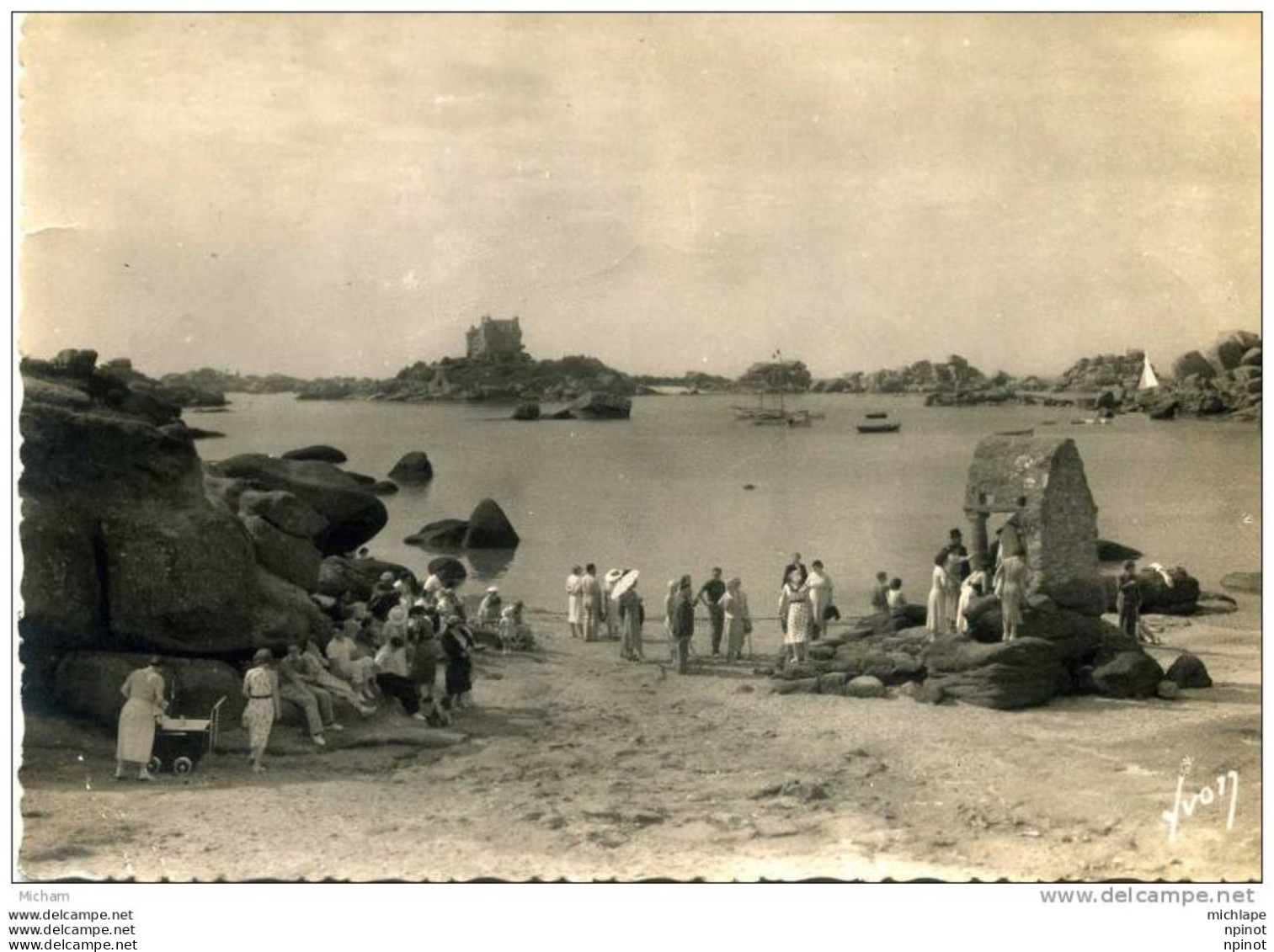 CPM     22 PLOUMANACH LA PLAGE  ORATOIRE  DE ST GUIREC PARFAIT ETAT - Ploumanac'h