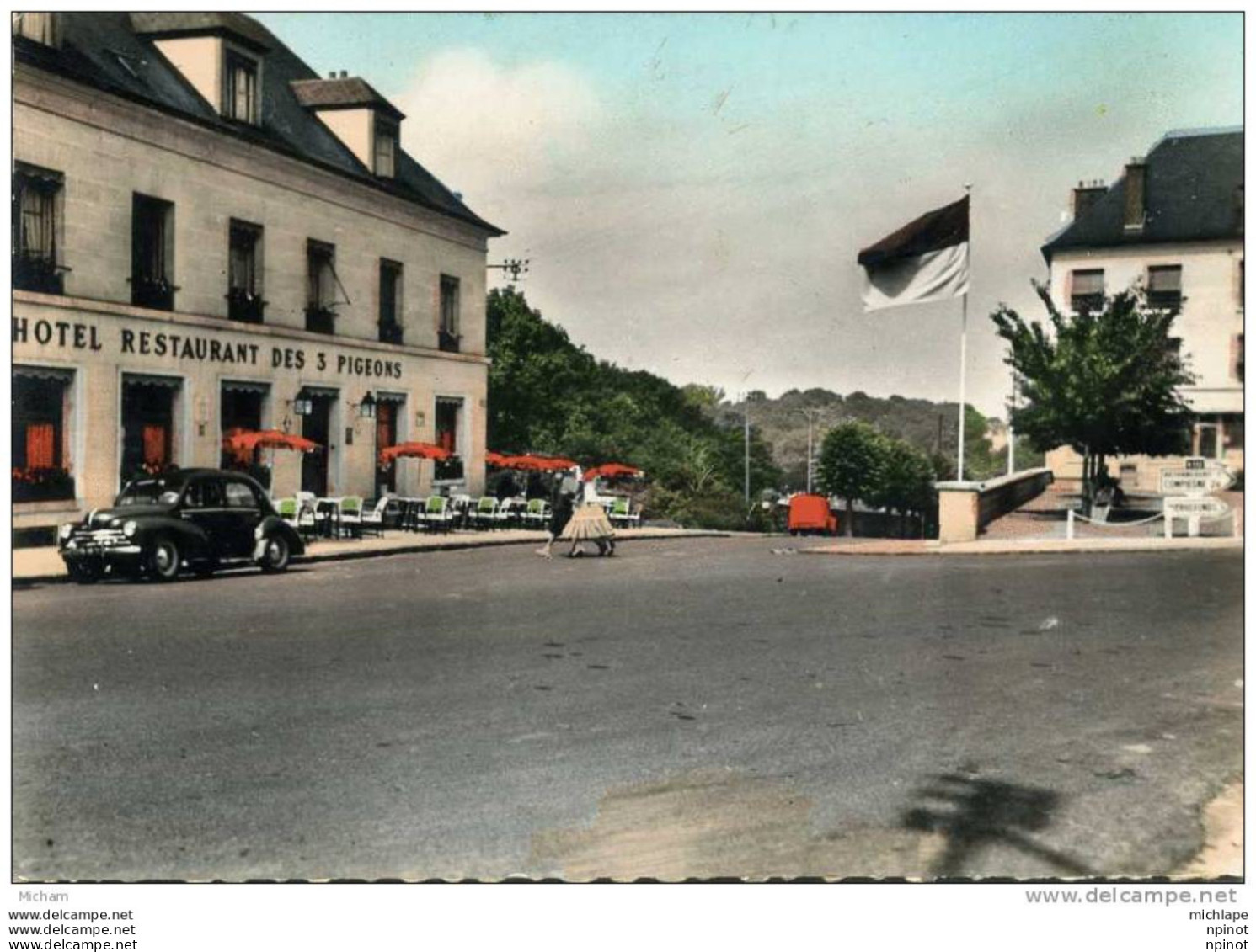 CPM   60 CREPY EN VALOIS  HOTEL DES  3 PIGEONS  PARFAIT ETAT - Crepy En Valois