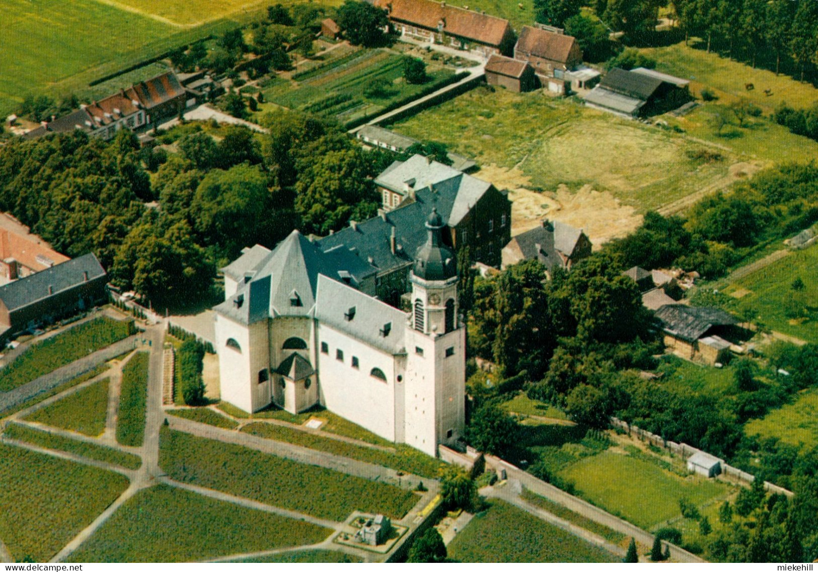 KESSEL-LO-VLIERBEEK-OUDE ABDIJ-luchtopname - Leuven