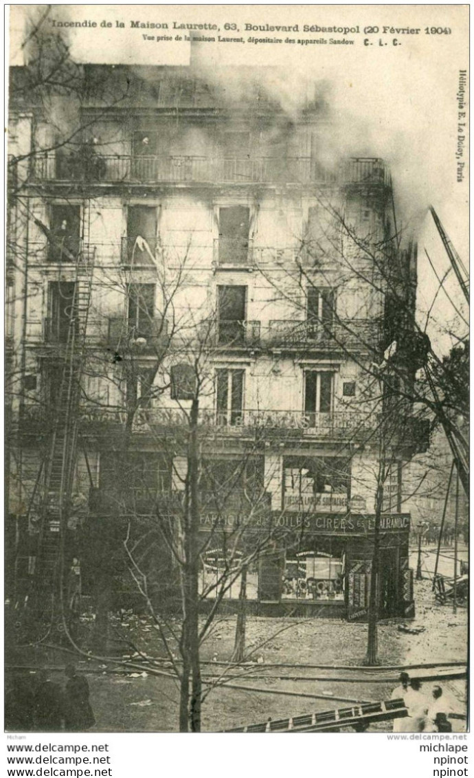 CPA 75 PARIS  1erINCENDIE DE LA MAISON DE LAURETTE  BD SEBASTOPOL PARFAIT ETAT - Distretto: 01