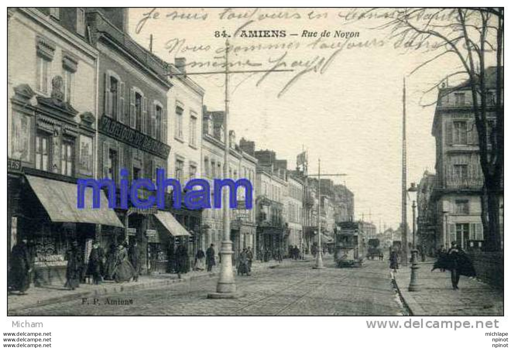 CPA 80   AMIENS  RUE DE NOVON     TB ETAT - Amiens