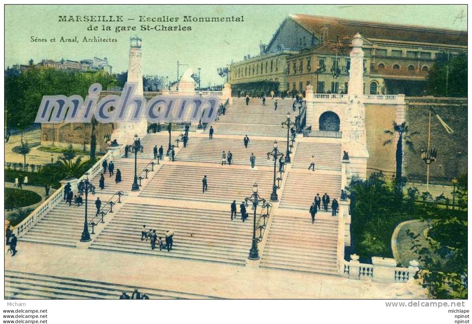 CPA  13 MARSEILLE    ESCALIER DE LA GARE ST CHARLES     PARFAIT ETAT - Bahnhof, Belle De Mai, Plombières