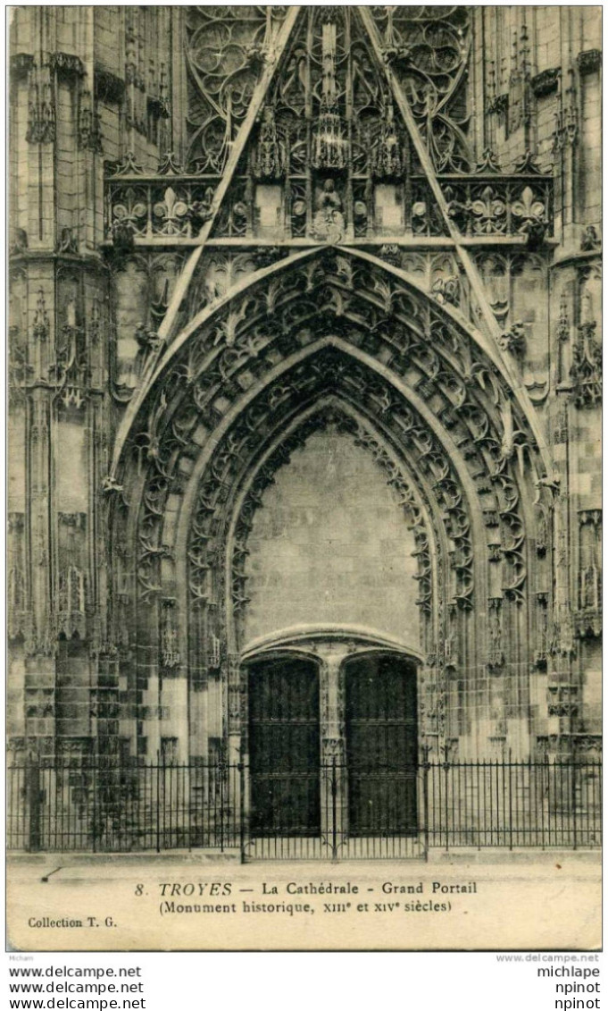 CPA 10  TROYES  CATHEDRALE  LE GRAND PORTAIL    PARFAIT ETAT - Troyes