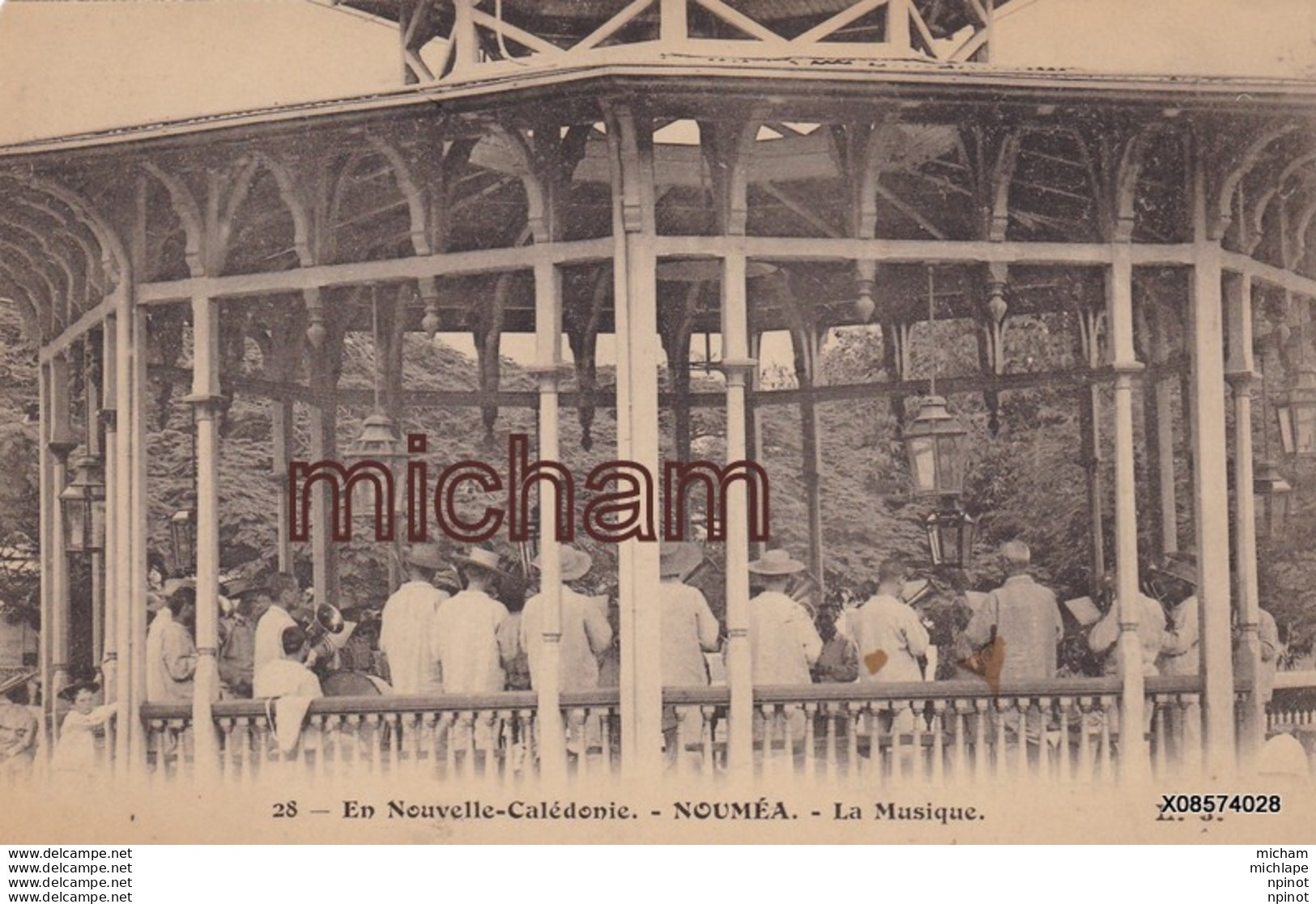 CPA 98 NOUMEA La Musique    T B ETAT - Polynésie Française