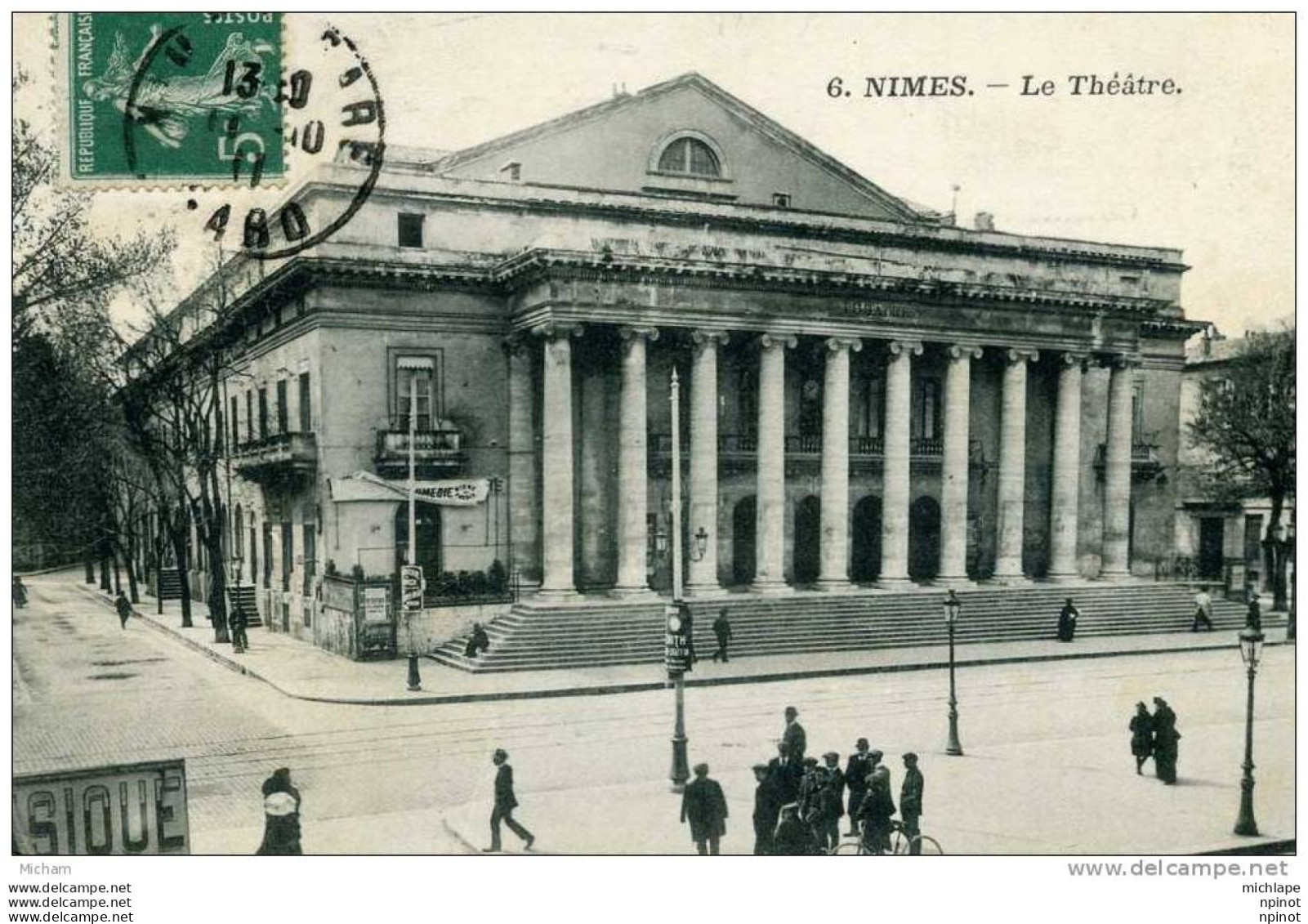 CPA 30  NIMES     LE THEATRE    PARFAIT ETAT - Nîmes