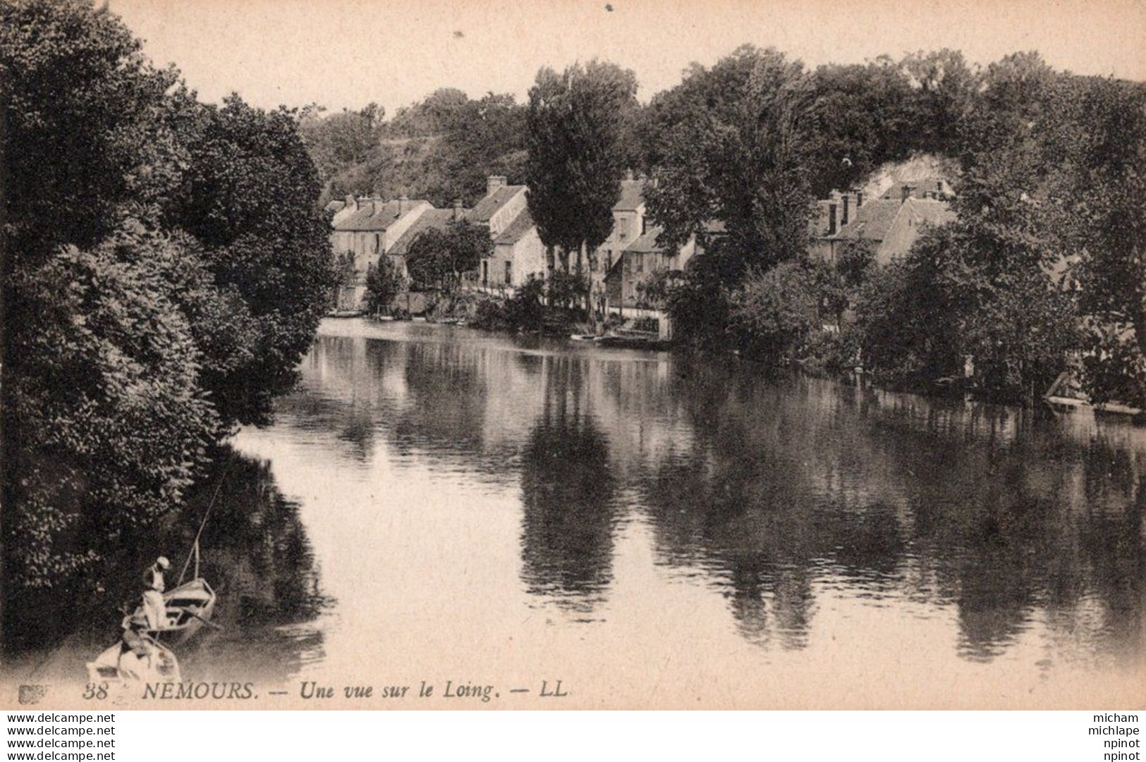 CPA 77 - NEMOURS -  Une Vue  Sur Le Loing - Nemours