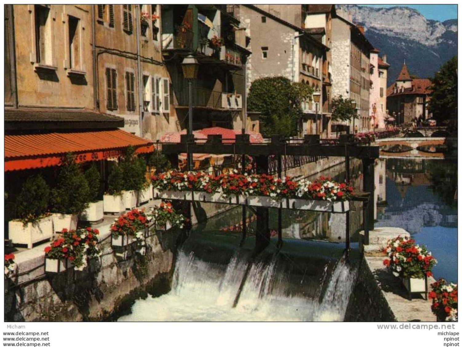 CPM   74  ANNECY  LES VIEUX  QUARTIERS  PARFAIT ETAT - Annecy