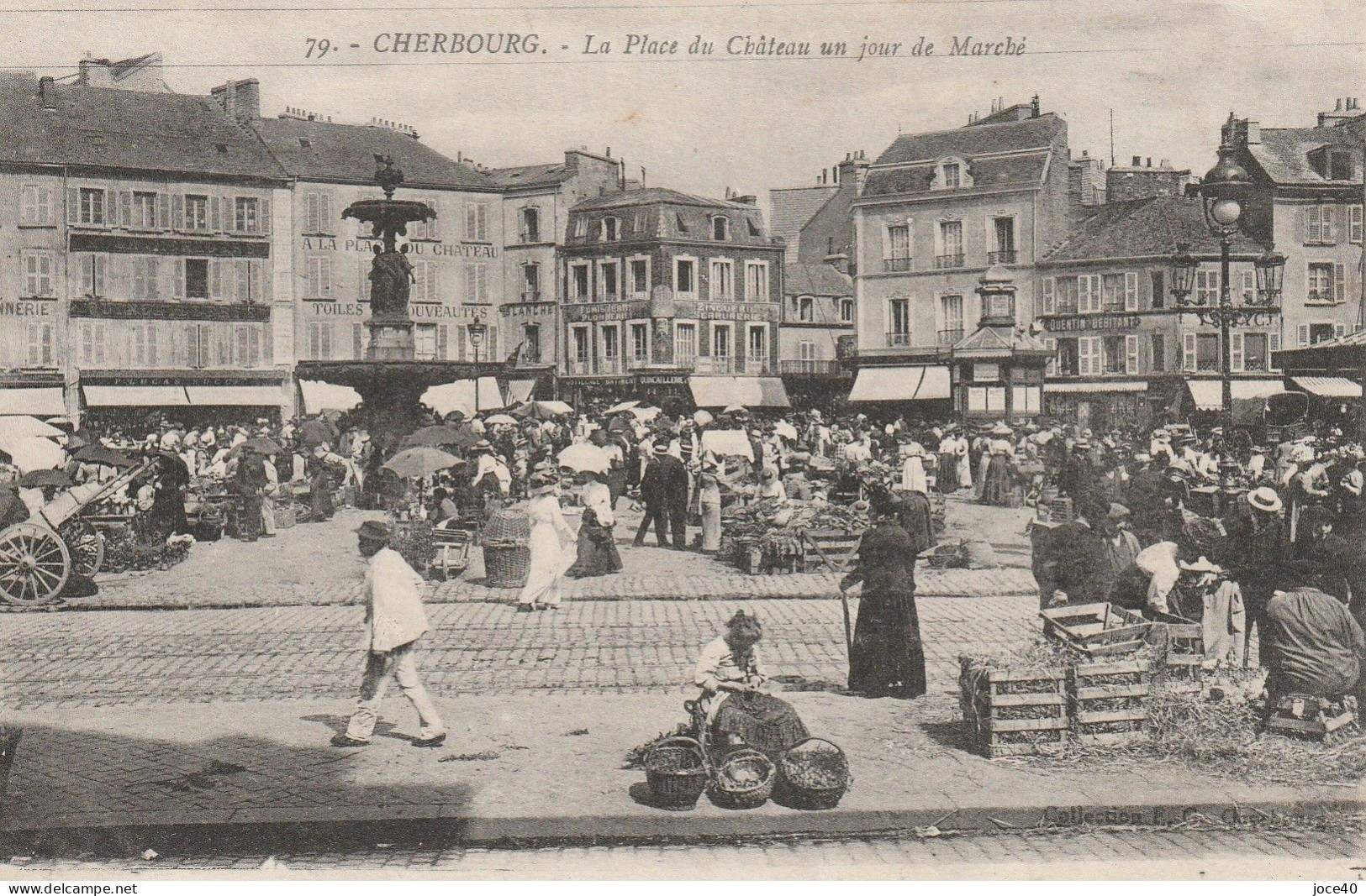 CHERBOURG- La Place Du Château Un Jour De Marché - Other & Unclassified