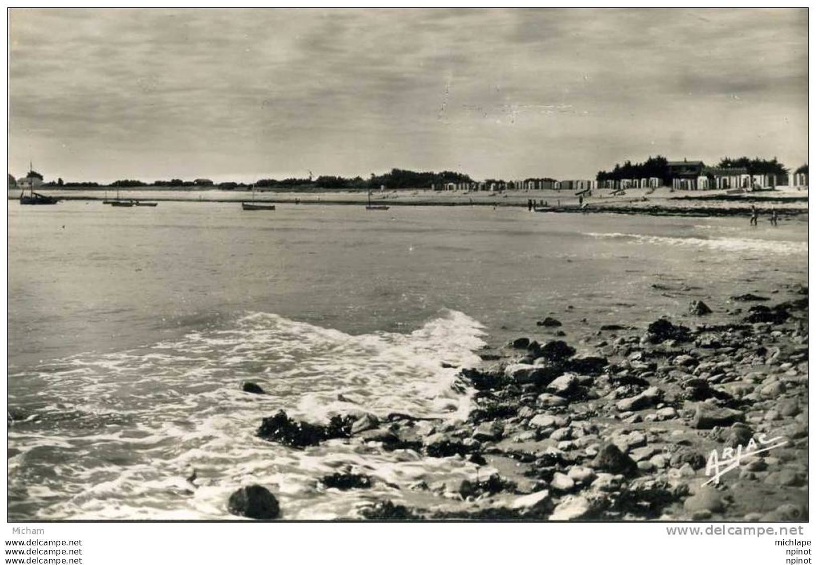 CPSM   17 ILE  D'OLERON   PLAGE DE LA  BOIRIE    PARFAIT ETAT - Ile D'Oléron