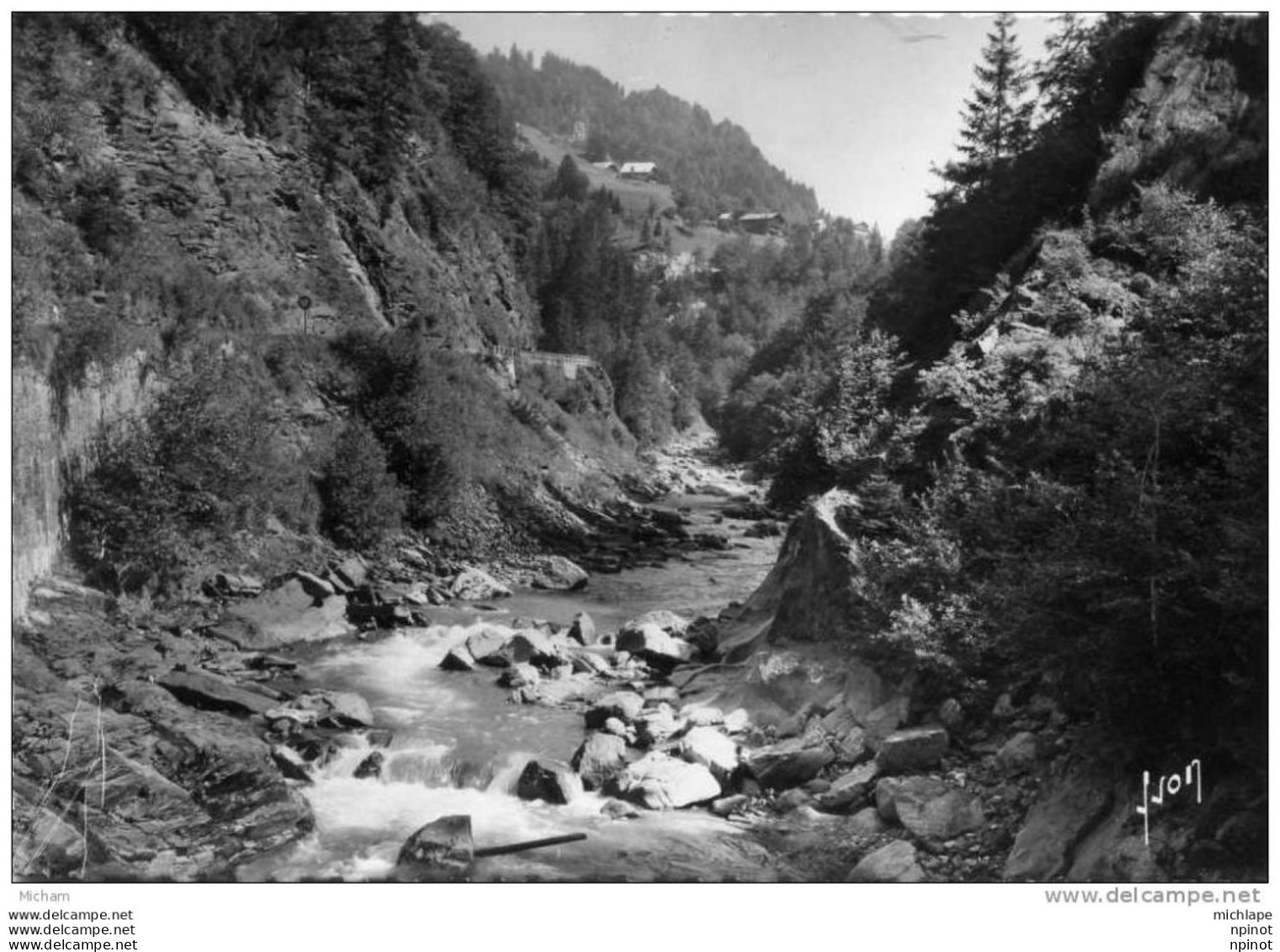 CPM   74 COL DES  ARAVIS  GORGES DE L'ARLY  PARFAIT ETAT - Other & Unclassified