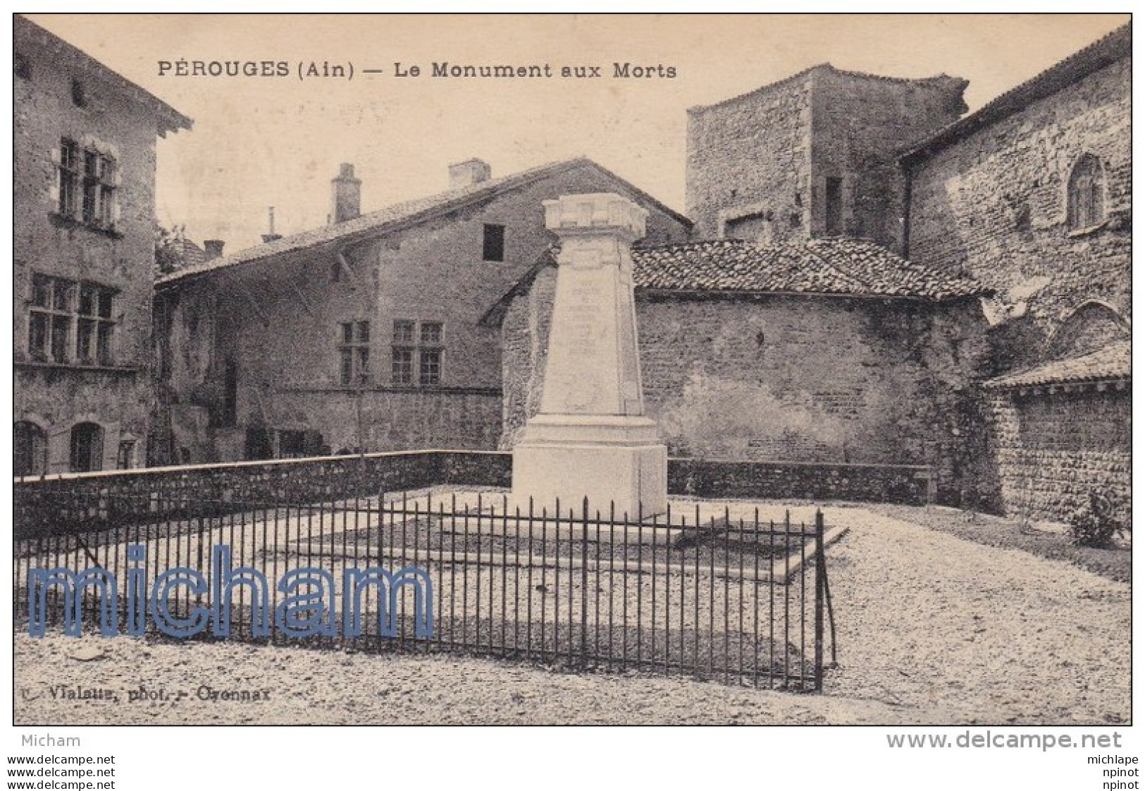 CPA  01  PEROUGE    MONUMENT - Pérouges