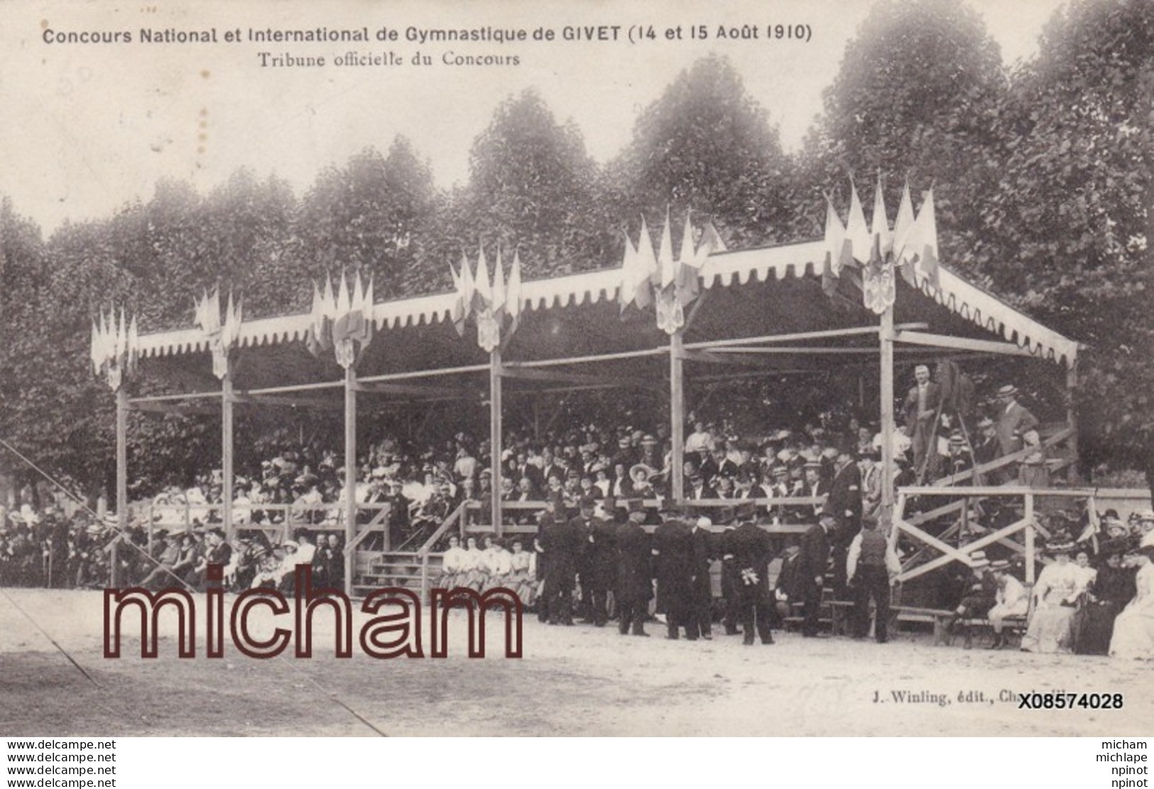 CPA  08  GIVET -  Concours  De Gymnastique  Du 14-15 Aout 1910 Tribune Officielle  Tres Bon état - Givet