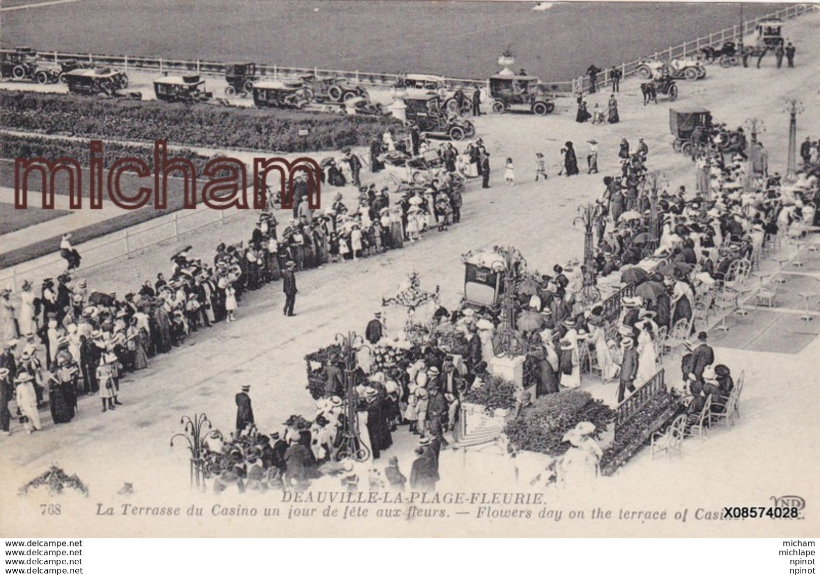 CPA  14 DEAUVILLE La Plage Fleurie  Terrasse Du Casino Un Jour De Fete Aux Fleurs TB ETAT - Deauville