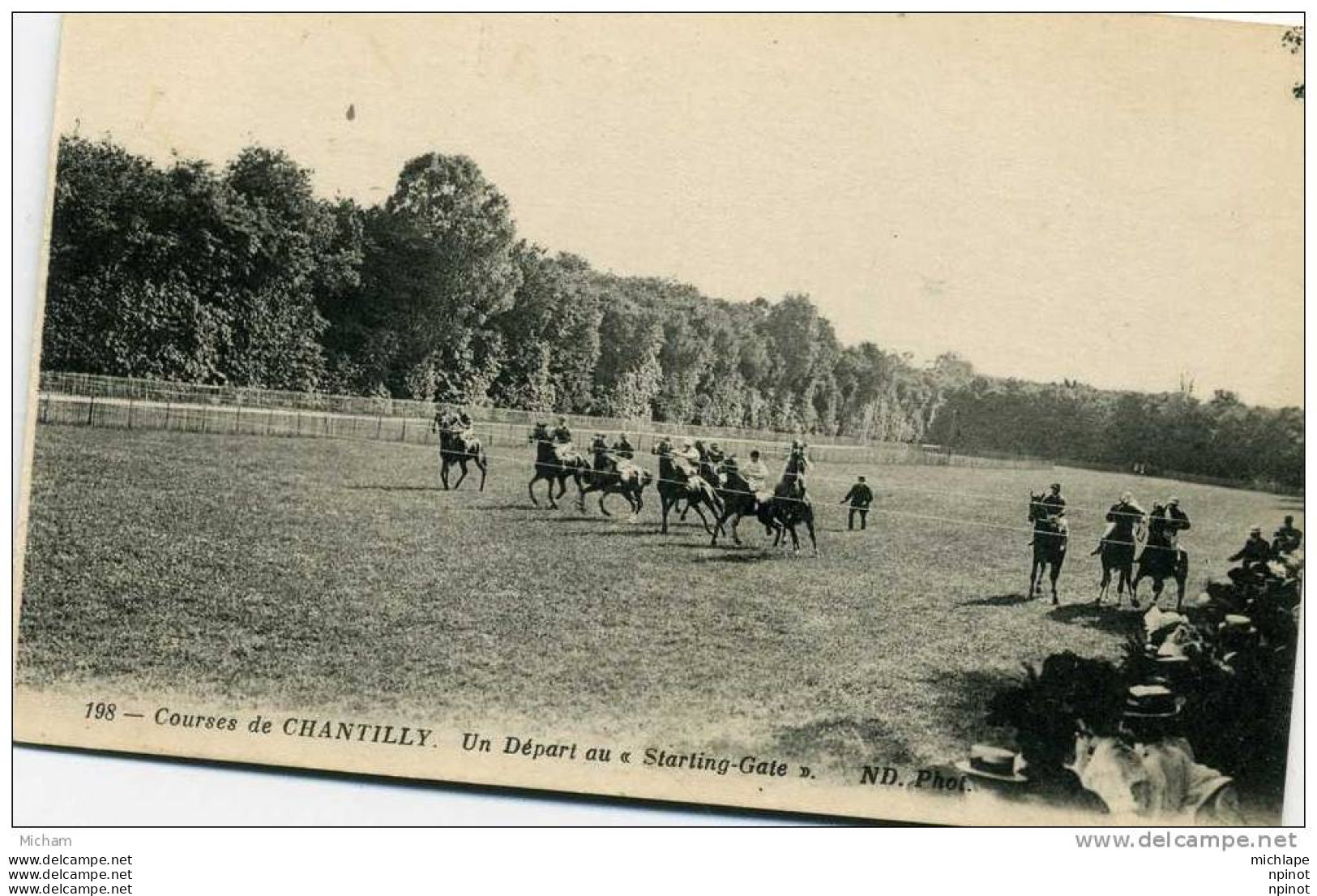 CPA 60   CHANTILLY   CHAMPS DE COURSES  DEPART AU STARTING  GATE   PARFAIT ETAT - Chantilly