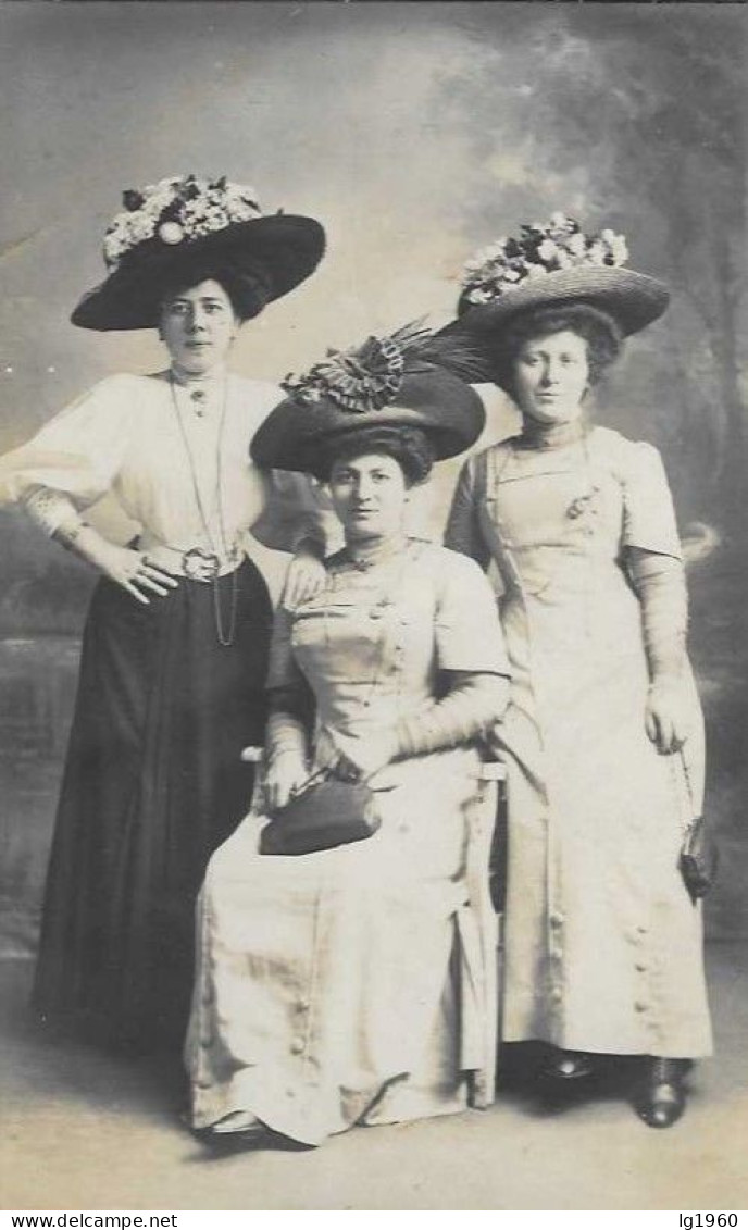 RD - Mode - 3 Femmes - Photocarte - Moda