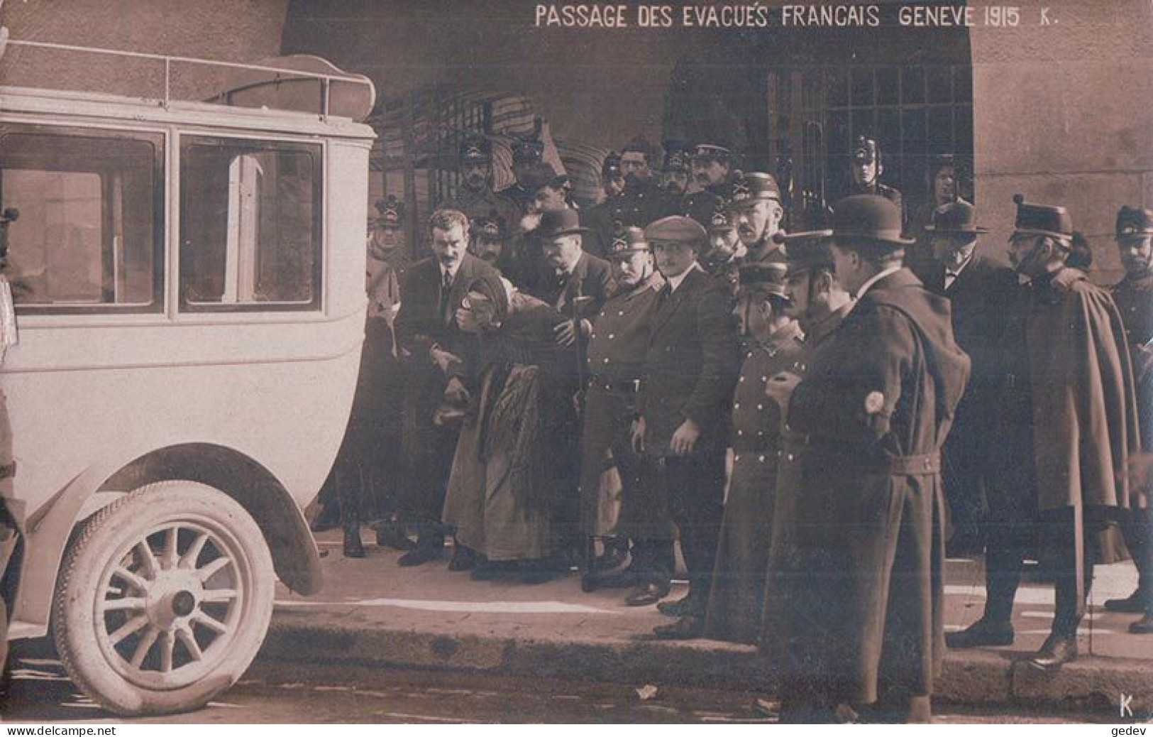 Guerre 14-18, Genève Gare 1915, Passage Des Evacués Français, Autobus (26.4.1915) - War 1914-18