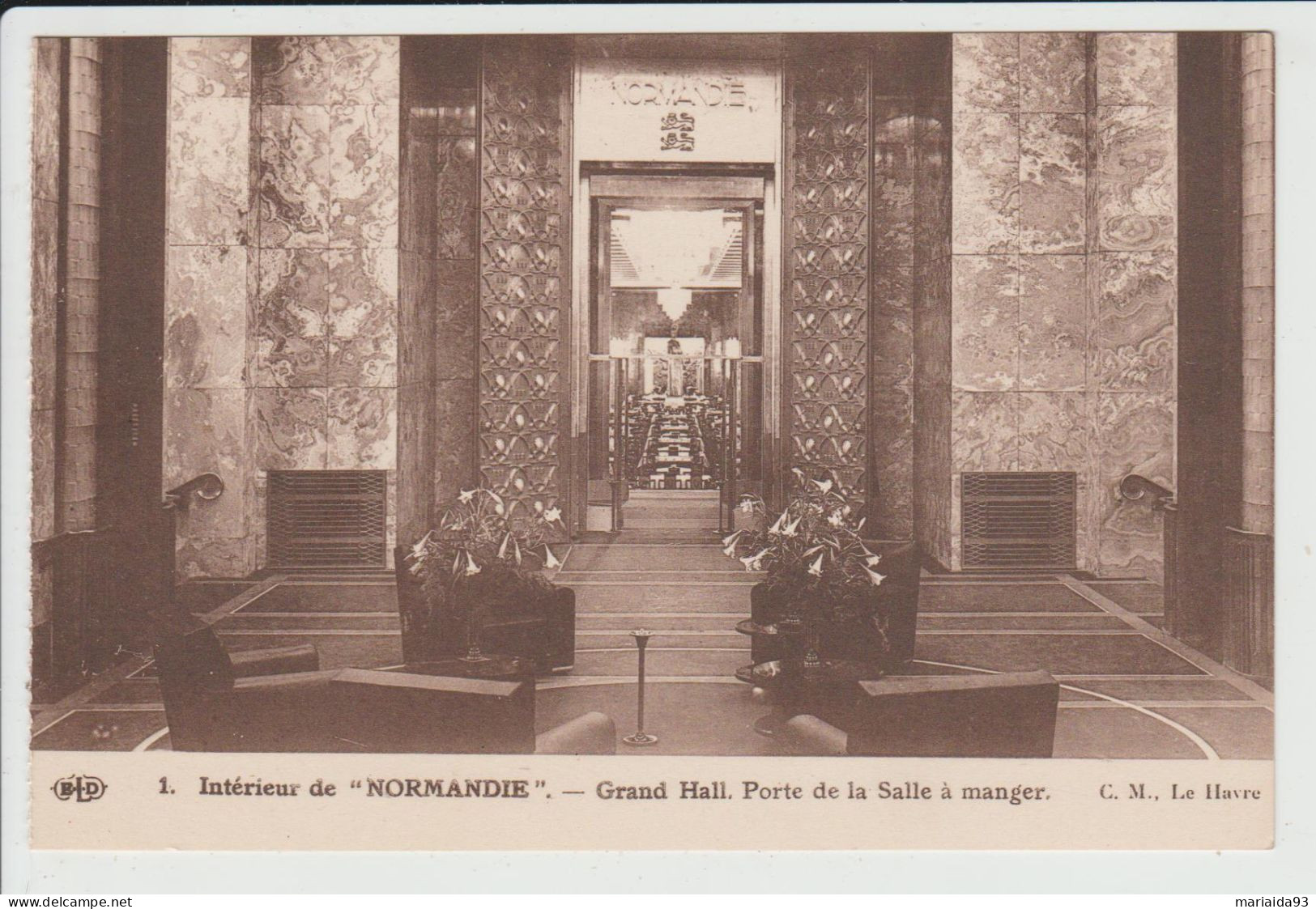 THEME TRANSPORTS - BATEAU - INTERIEUR DU PAQUEBOT NORMANDIE - GRAND HALL - PORTE DE LA SALLE A MANGER - Steamers