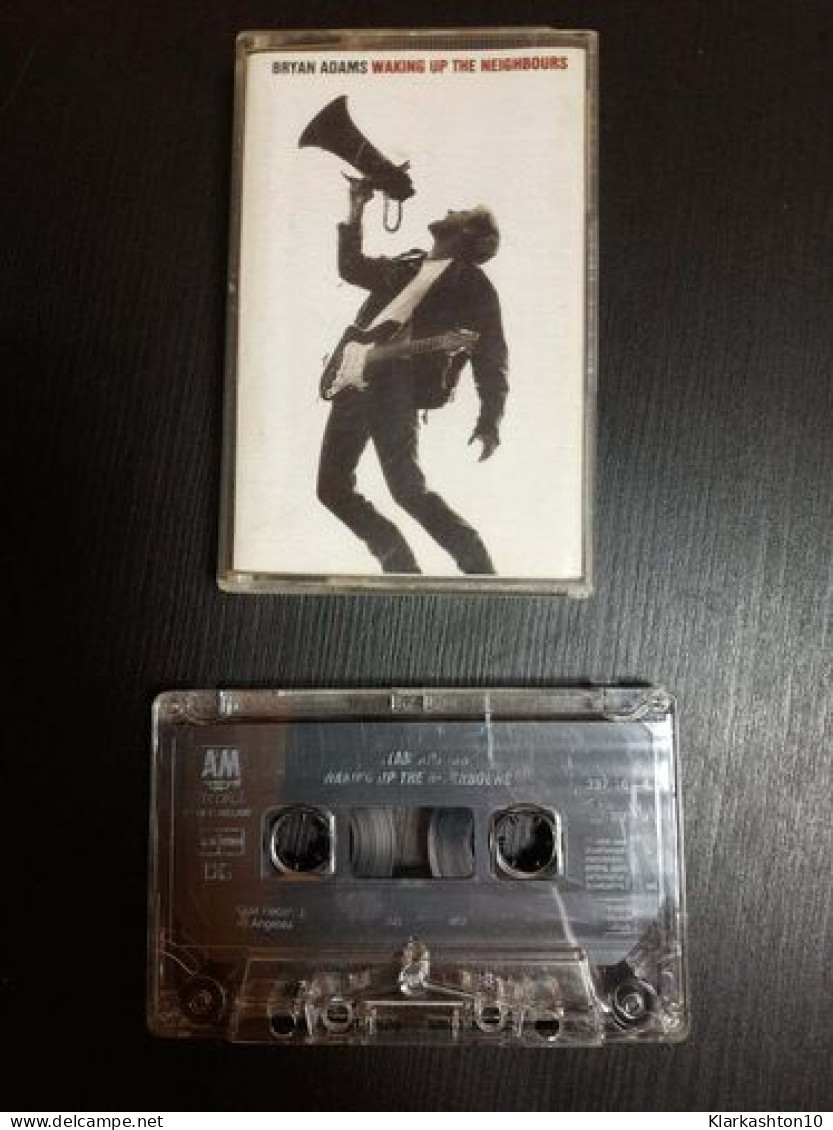 K7 Audio : Bryan Adams - Waking Up The Neighbours - Cassettes Audio