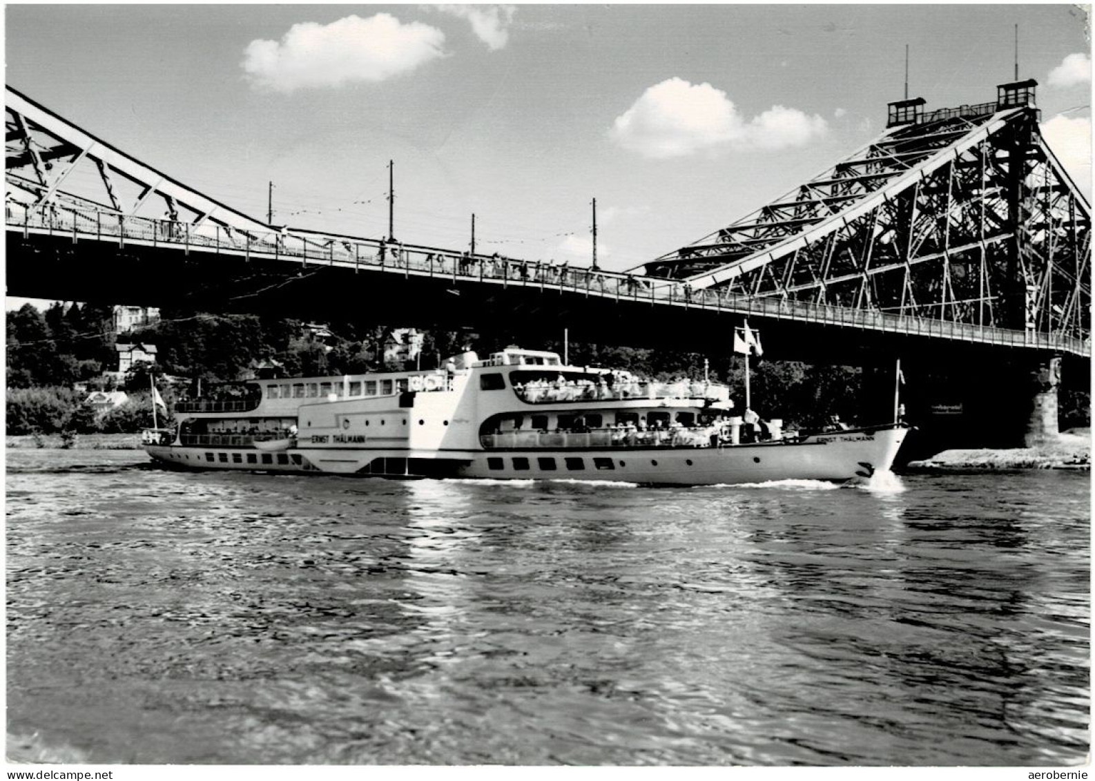 MS Ernst Thälmann / Blaues Wunder - Dresden - Steamers