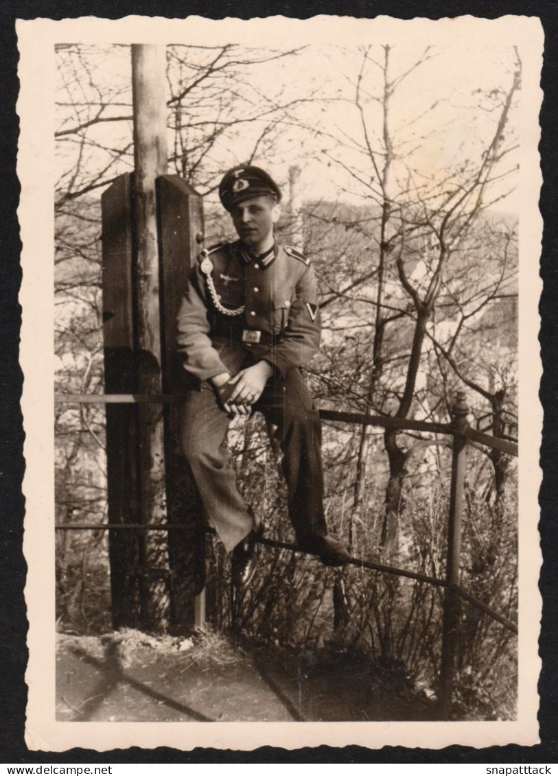 Photo Militaria Soldat Allemand Seconde Guerre Mondiale WW2 Uniforme Casquette Wehrmacht 7,4x10,2 Cm - Guerra, Militares