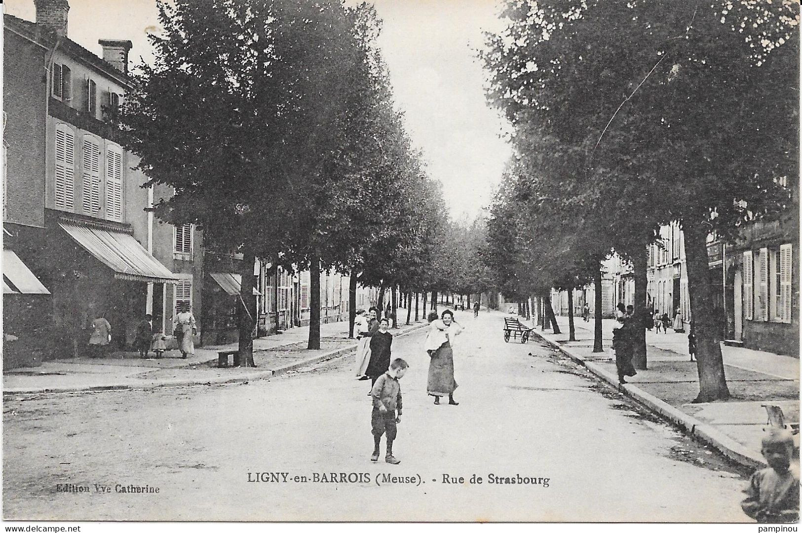 55 LIGNY EN BARROIS - Rue De Strasbourg - Animée - Ligny En Barrois