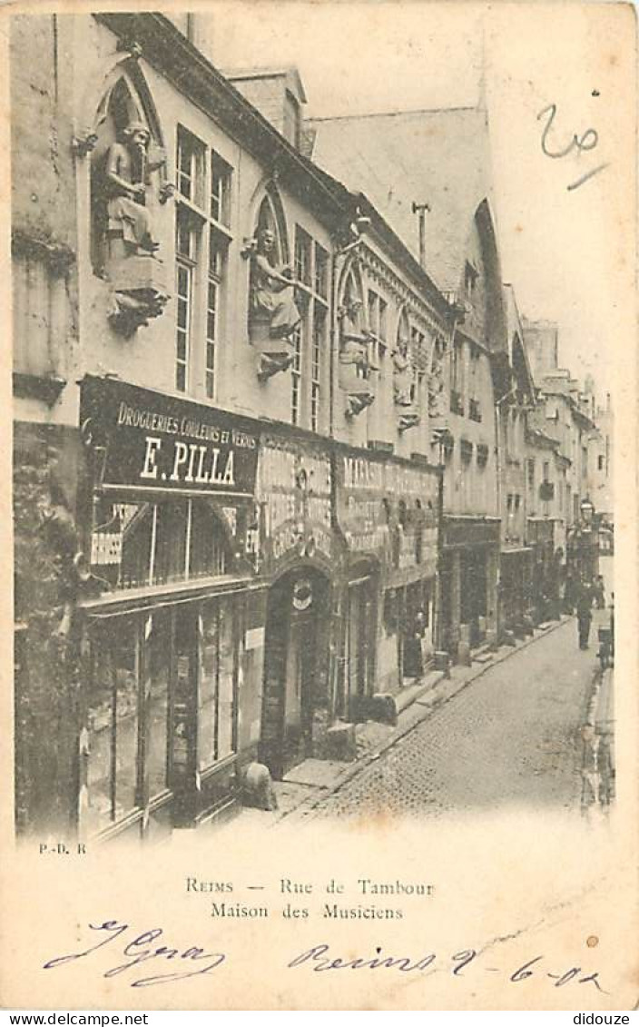51 - Reims - Rue De Tambour - Maison Des Musiciens - Animée - Précurseur - Oblitération Ronde De 1902 - CPA - Voir Scans - Reims