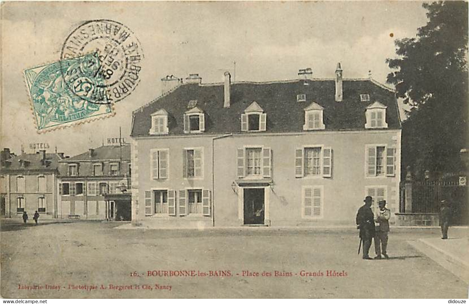 52 - Bourbonne Les Bains - Place Des Bains - Grands Hotels - Animée - Oblitération Ronde De 1905 - CPA - Voir Scans Rect - Bourbonne Les Bains