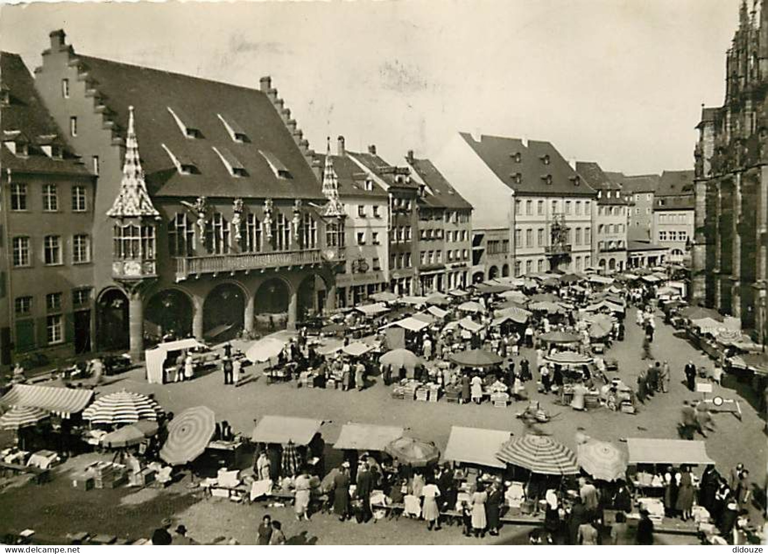Marchés - Allemagne - Deutschland - Freiburg / Schwarzwald - Am Marktplatz - CPSM Grand Format - Voir Scans Recto-Verso - Marchés