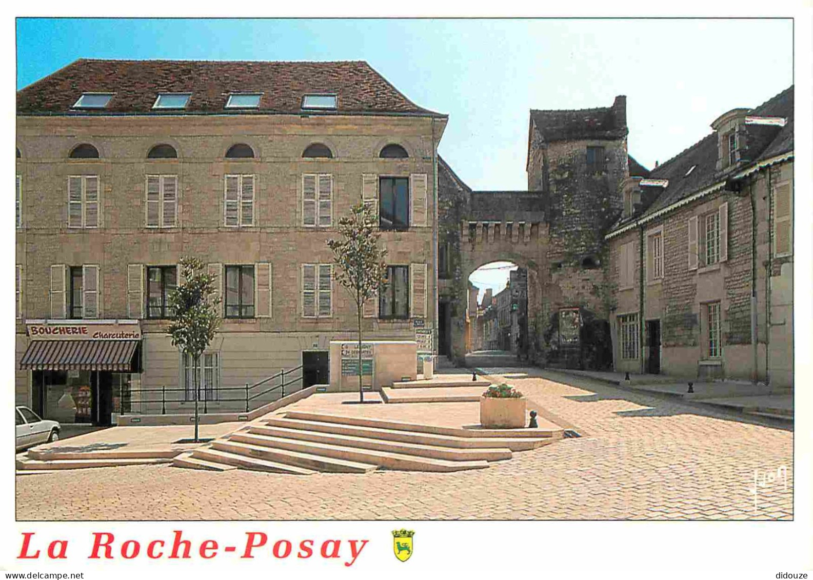 86 - La Roche Posay - Centre Européen De Dermatologie Thermale - La Porte De Ville - CPM - Voir Scans Recto-Verso - La Roche Posay