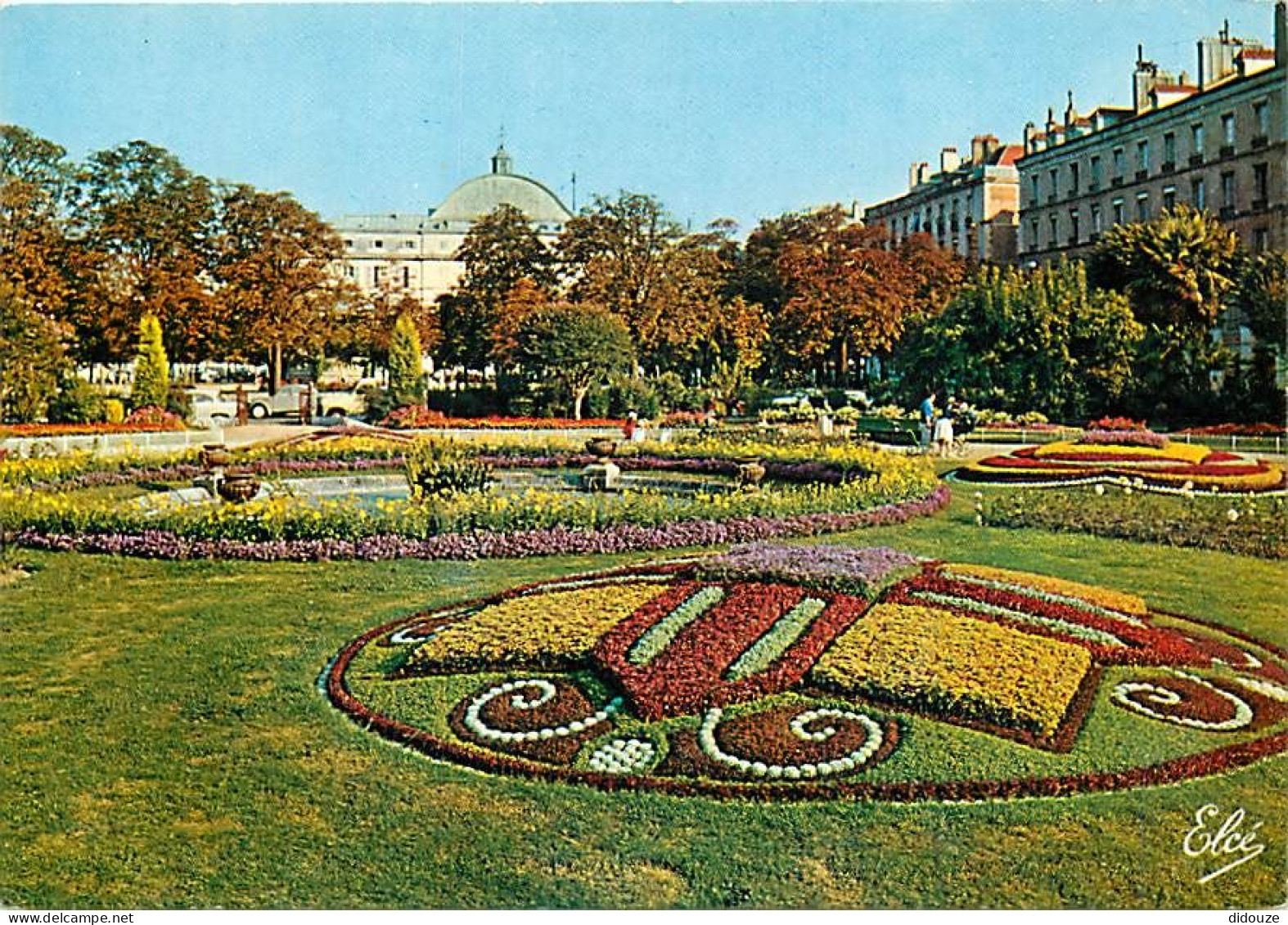 64 - Bayonne - Le Jardin Public. Au Fond  Le Théâtre - Fleurs - Carte Neuve - CPM - Voir Scans Recto-Verso - Bayonne