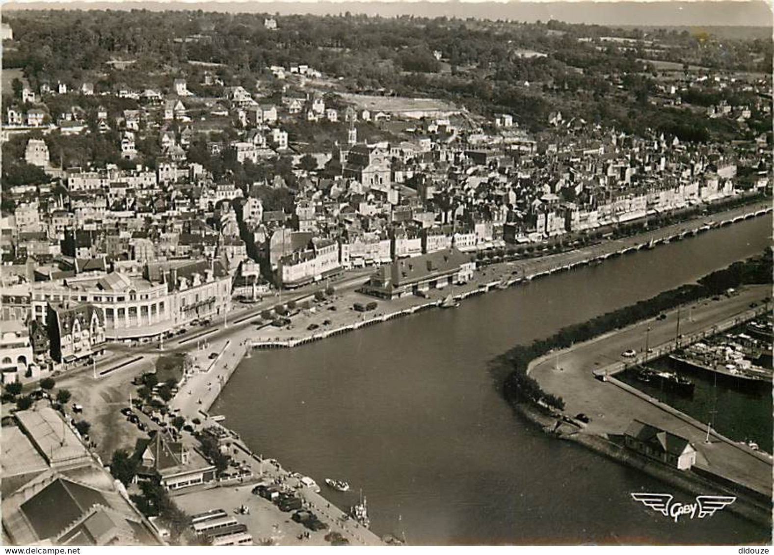 14 - Trouville - Deauville - Vue Aérienne - CPSM Grand Format - CPM - Voir Scans Recto-Verso - Trouville