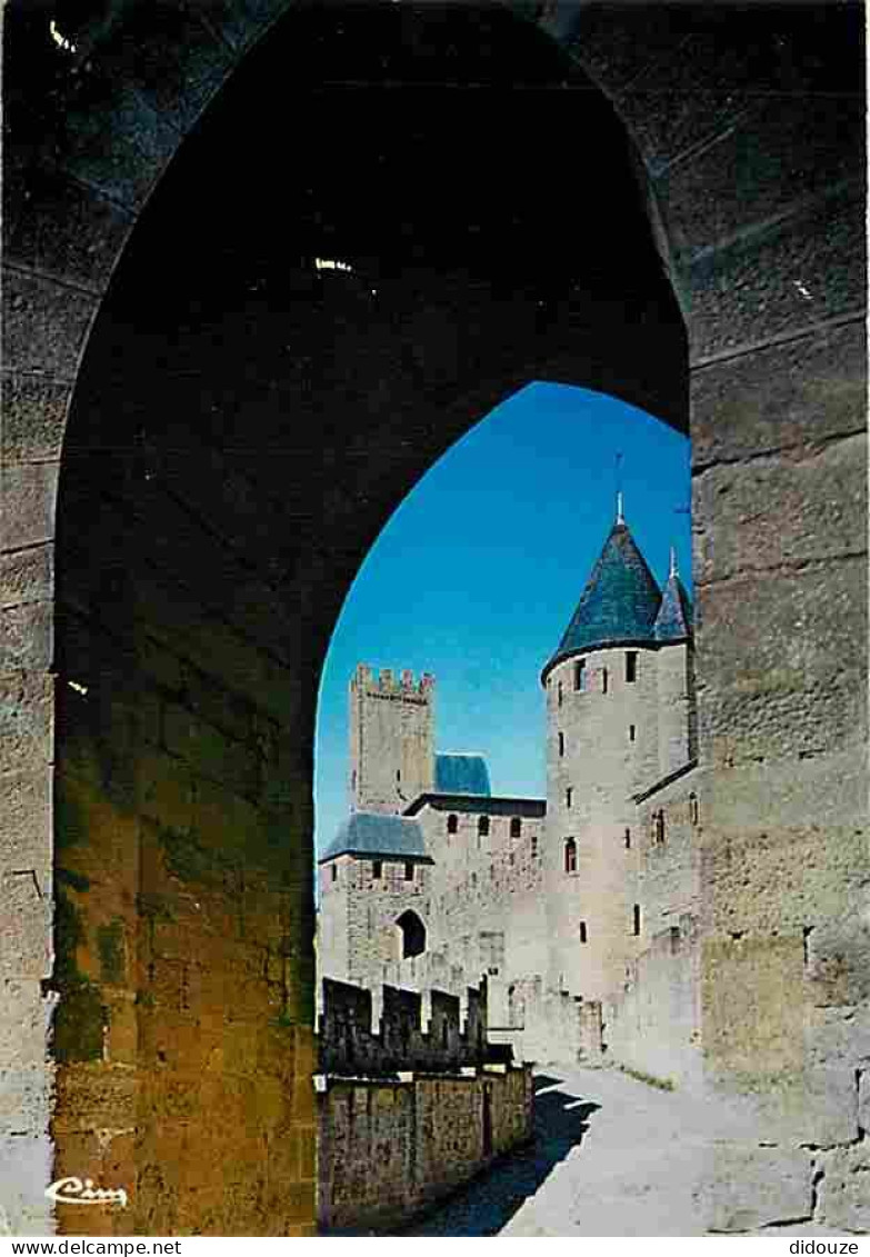 11 - Carcassonne - La Cité Médiévale - La Tour De Justice Et Le Ctiâteau Comtal Vus Des Lices Hautes - CPM - Voir Scans  - Carcassonne