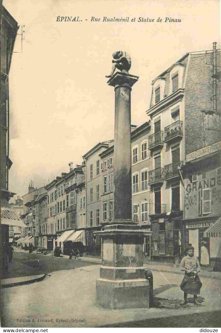 88 - Epinal - Rue Rualménil Et Statue De Pinau - Animée - CPA - Voir Scans Recto-Verso - Epinal