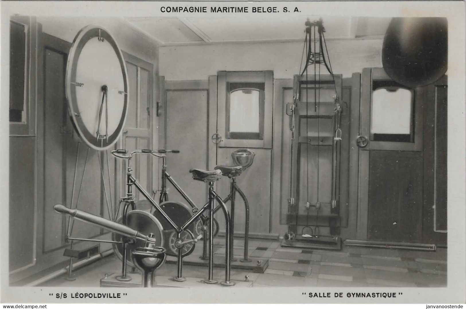 Léopoldville  -  Compagnie Maritime Belge S.A. (9 cp)