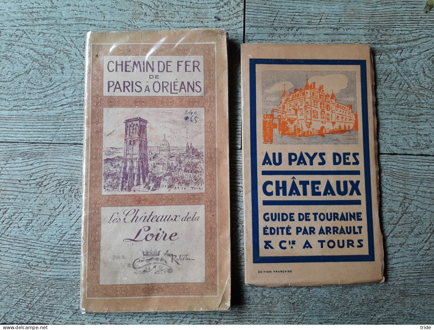 2 Guides Touristiques Chemin De Fer Paris Orléans Au Pays Des Chateaux De La Loire Robida - Dépliants Touristiques