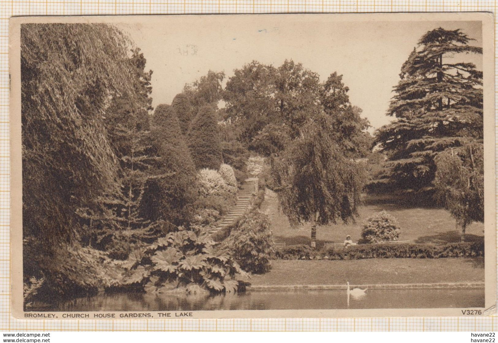 8AK4364  BROMLEY CHURCH HOUSE GARDENS THE LAKE SCANS - Andere & Zonder Classificatie