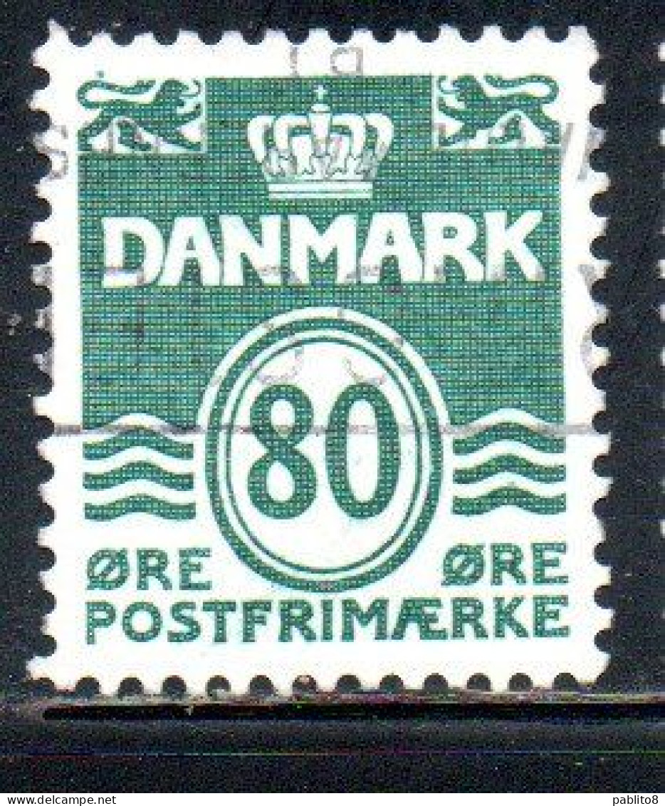 DANEMARK DANMARK DENMARK DANIMARCA 1979 1982 WAVY LINES AND NUMERAL OF VALUE 80o USED USATO OBLITERE' - Oblitérés