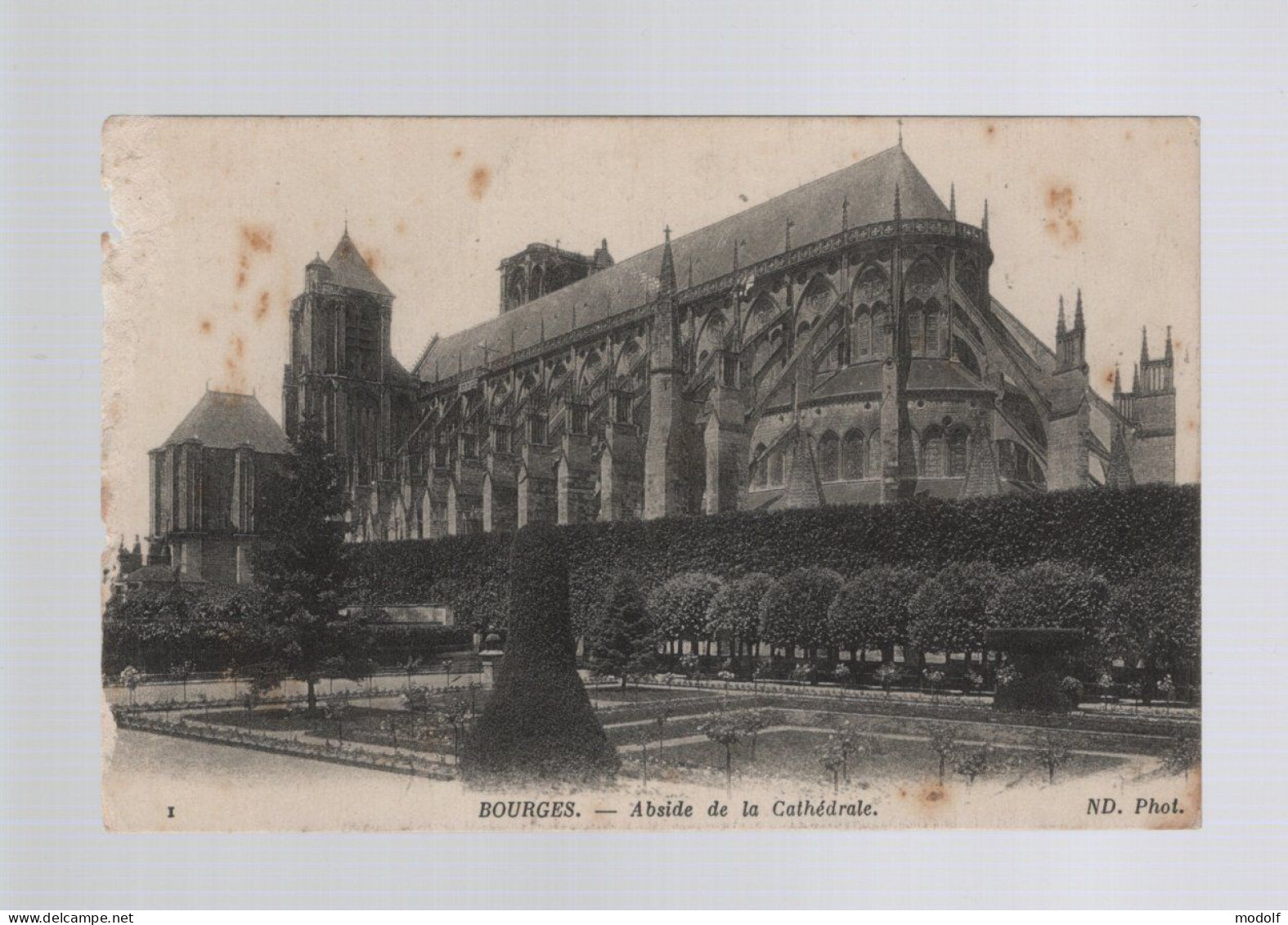 CPA - 18 - Bourges - Abside De La Cathédrale - Circulée - Bourges