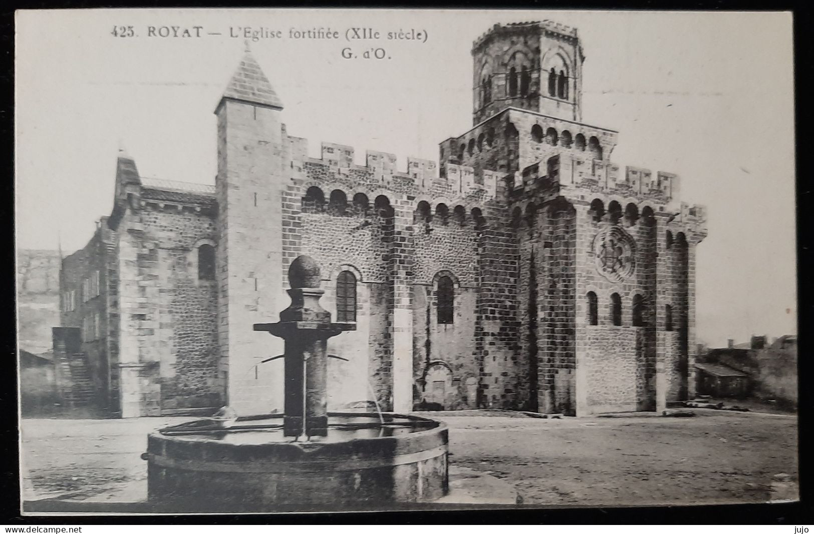 63 - ROYAT -  L'Eglise Fortifiée (XXIIe Siècle ) - Royat