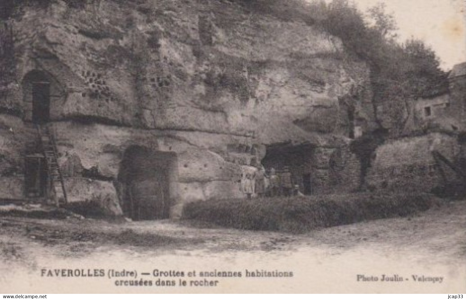 36 FAVEROLLES  -  Grottes Et Anciennes Habitations Creusées Dans Le Rocher  - - Sonstige & Ohne Zuordnung