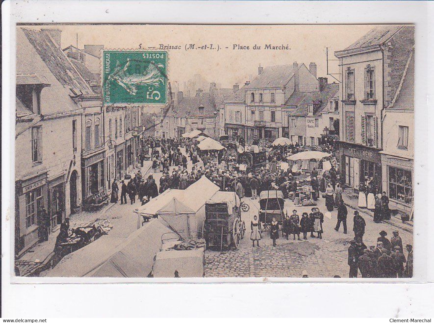 BRISSAC: Place Du Marché - Très Bon état - Other & Unclassified