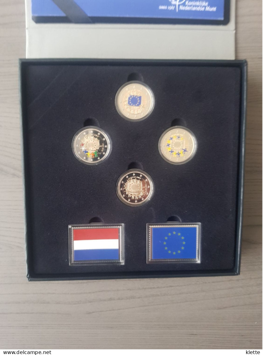 Nederland Combiset 2015 "30 Jaar Europese Vlag" - 4 X 2€ Proof + 2 Zilveren Plaatjes - !! Zelden Aangeboden !! - Netherlands