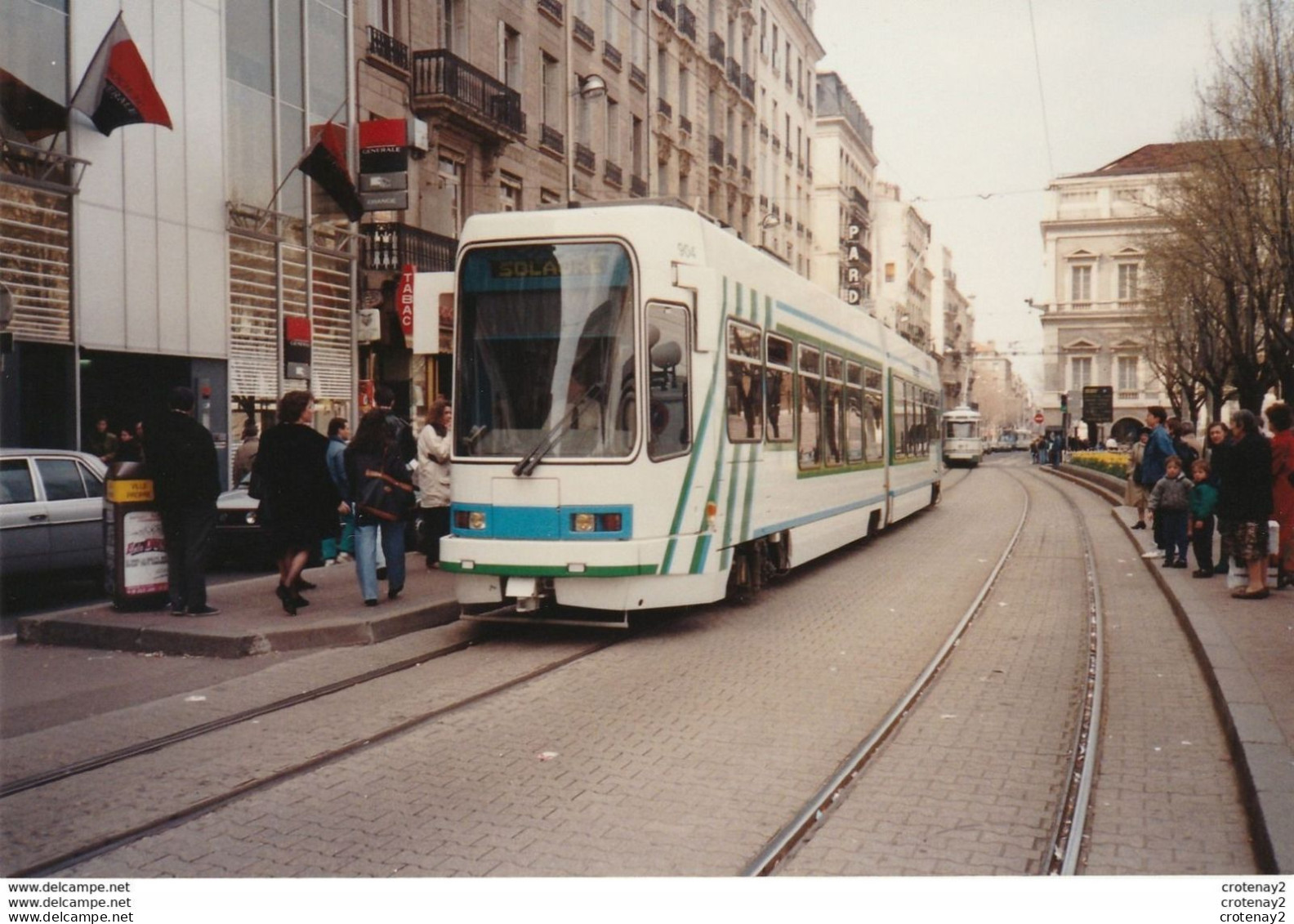 Photo Originale Tramway Tram N°904 Pour Solaure TWS De SAINT ETIENNE Hôtel De Ville Le 9 Avril 1992 Société Générale - Eisenbahnen