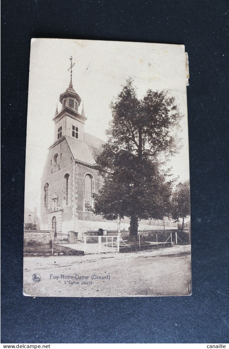 S-C 241 / Namur  Dinant -  Foy Notre Dame - Vue Extérieure De L'Eglise  /  1933 - Dinant