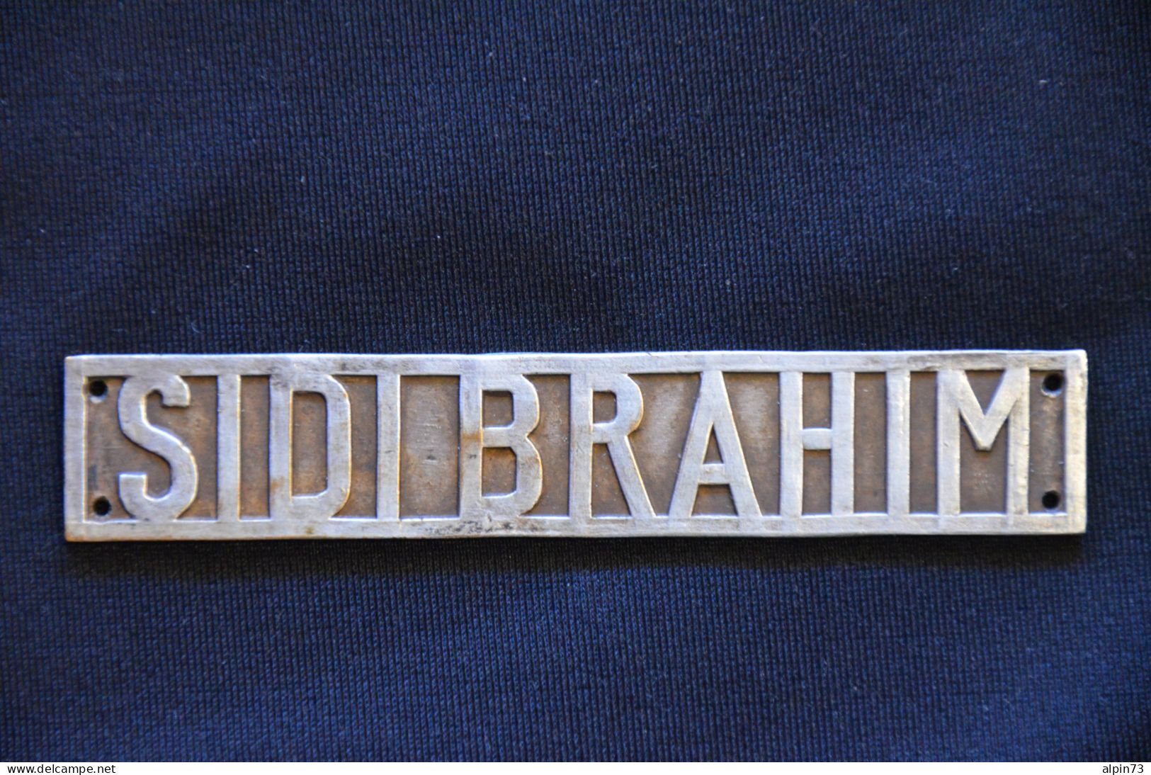 Insigne 8e Bataillon De Chasseurs à Pied (Sidi Brahim) - Sous-Officiers. (BCP - BCA). - Army