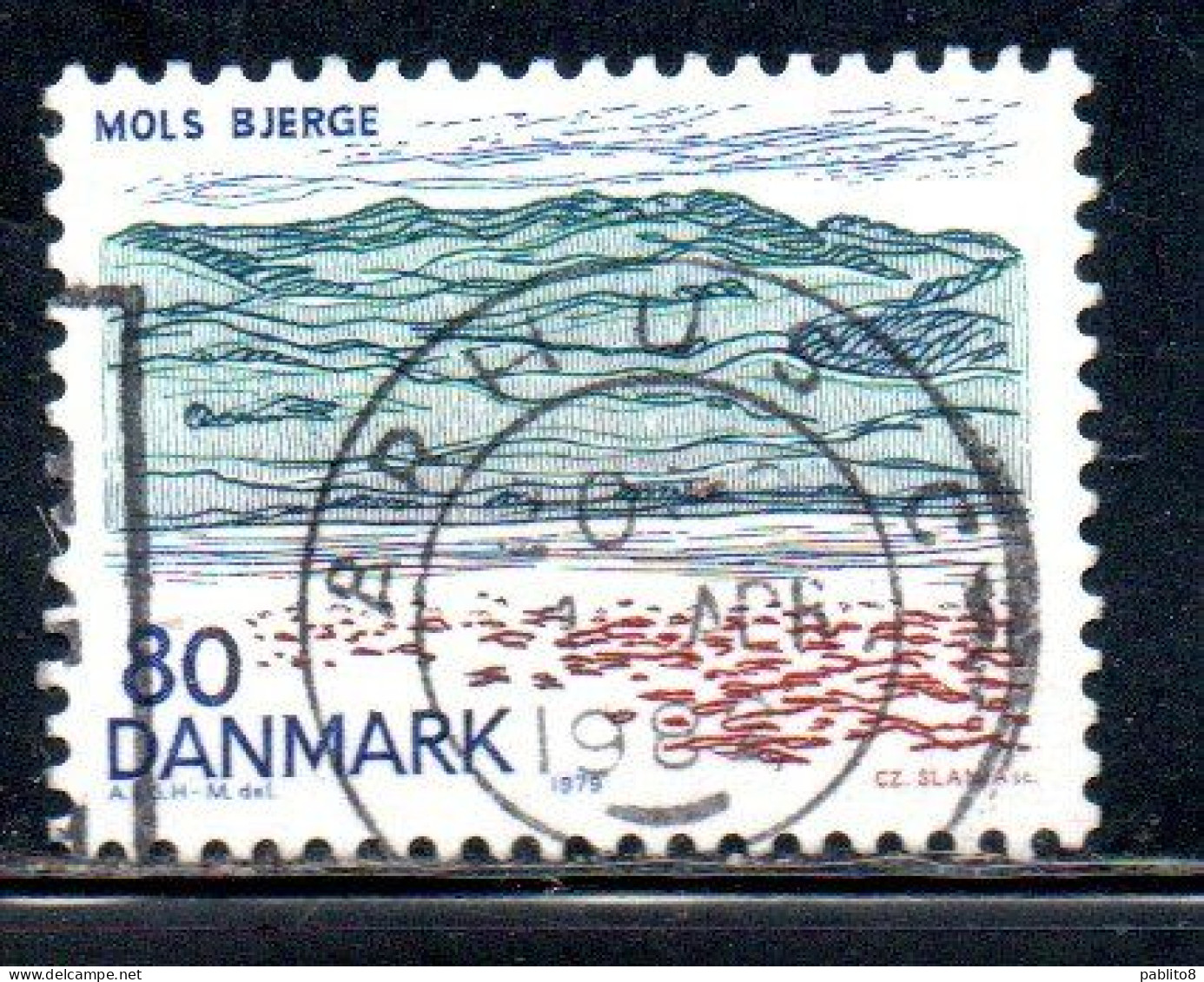 DANEMARK DANMARK DENMARK DANIMARCA 1979 LANDSCAPES NORTHEN JUTLAND MOLS BJERGE 80o USED USATO OBLITERE' - Used Stamps