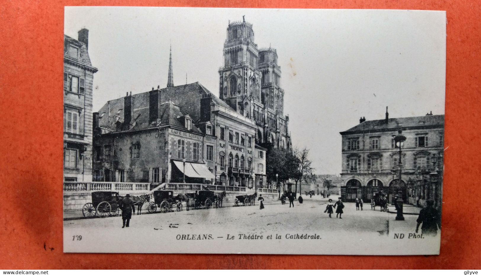 CPA (45)  Orléans Le Théâtre Et La Cathédrale. (8A.111) - Orleans