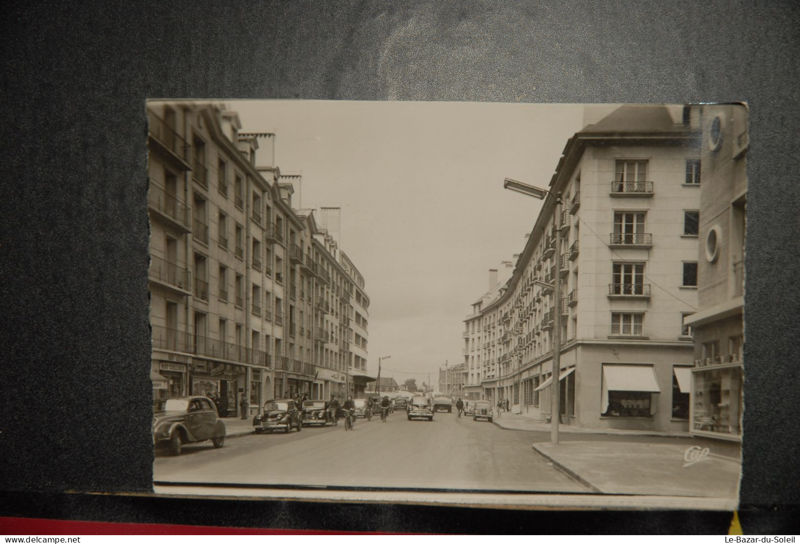 CP, 14, CAEN - La Rue De Vaucelles - Caen